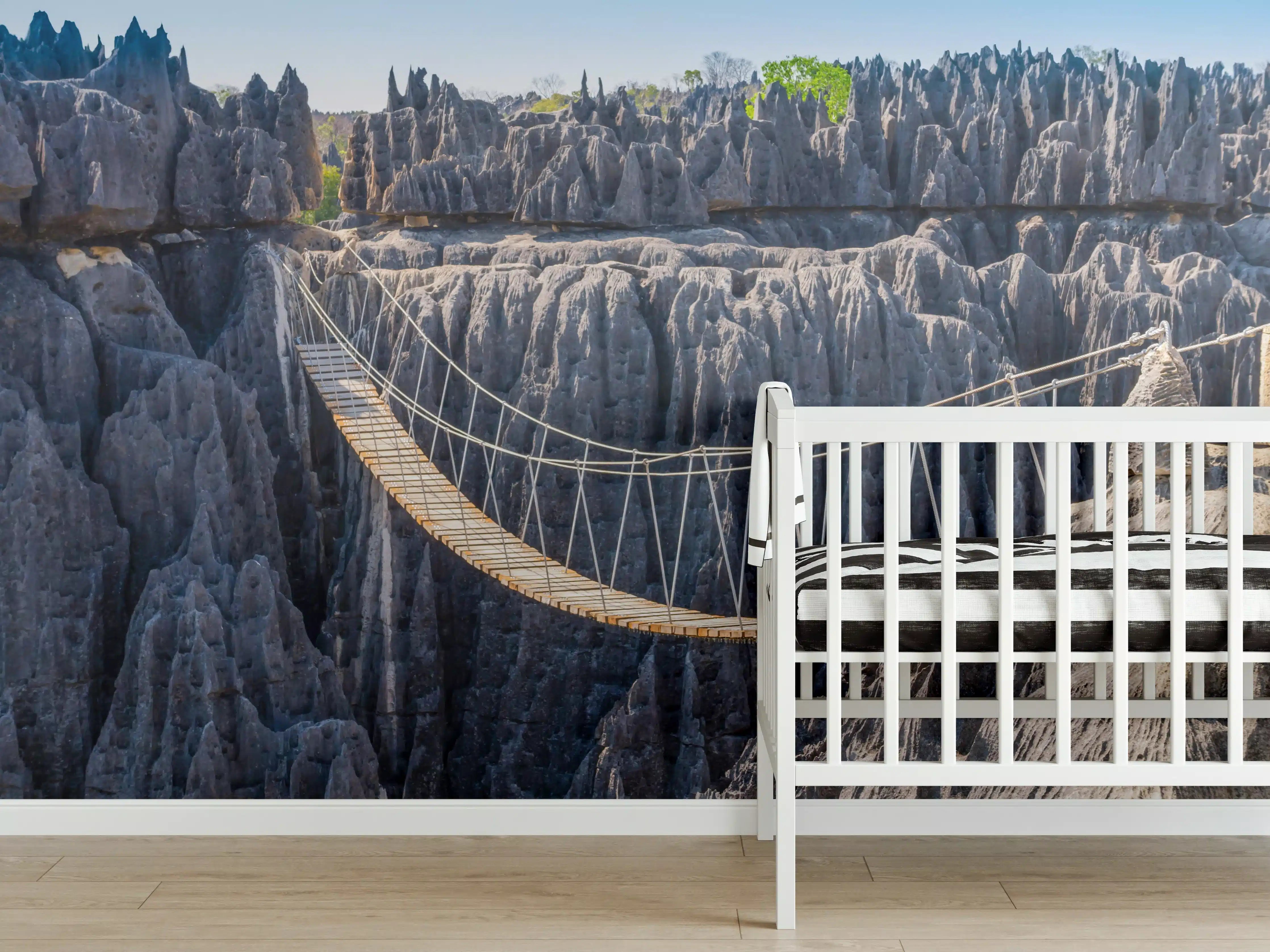 Babyzimmer Wandgestaltung - Hängebrücke Tsingy Madagascar