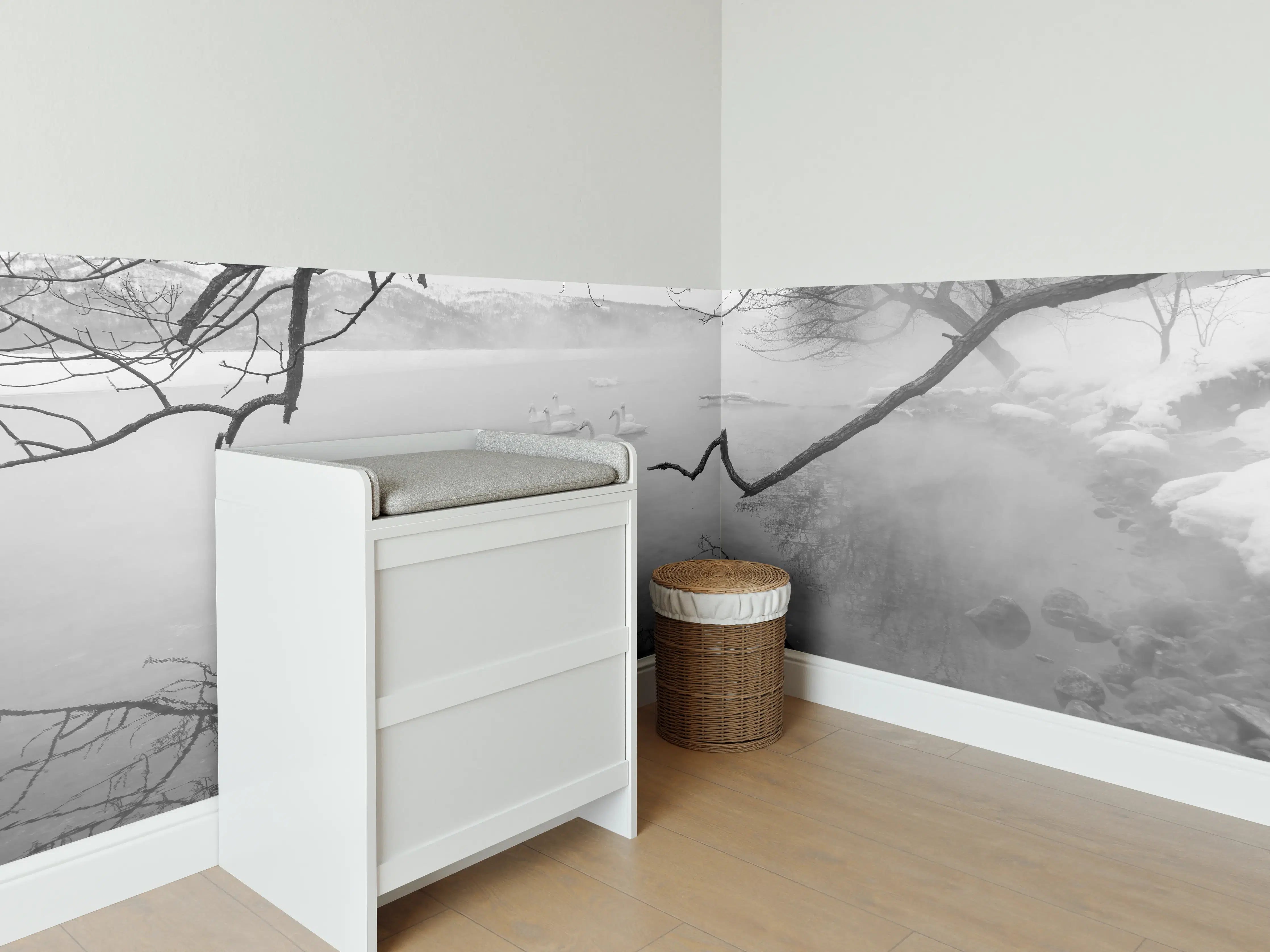 Babyzimmer Wandgestaltung - Heiße Quelle mit Schwänen