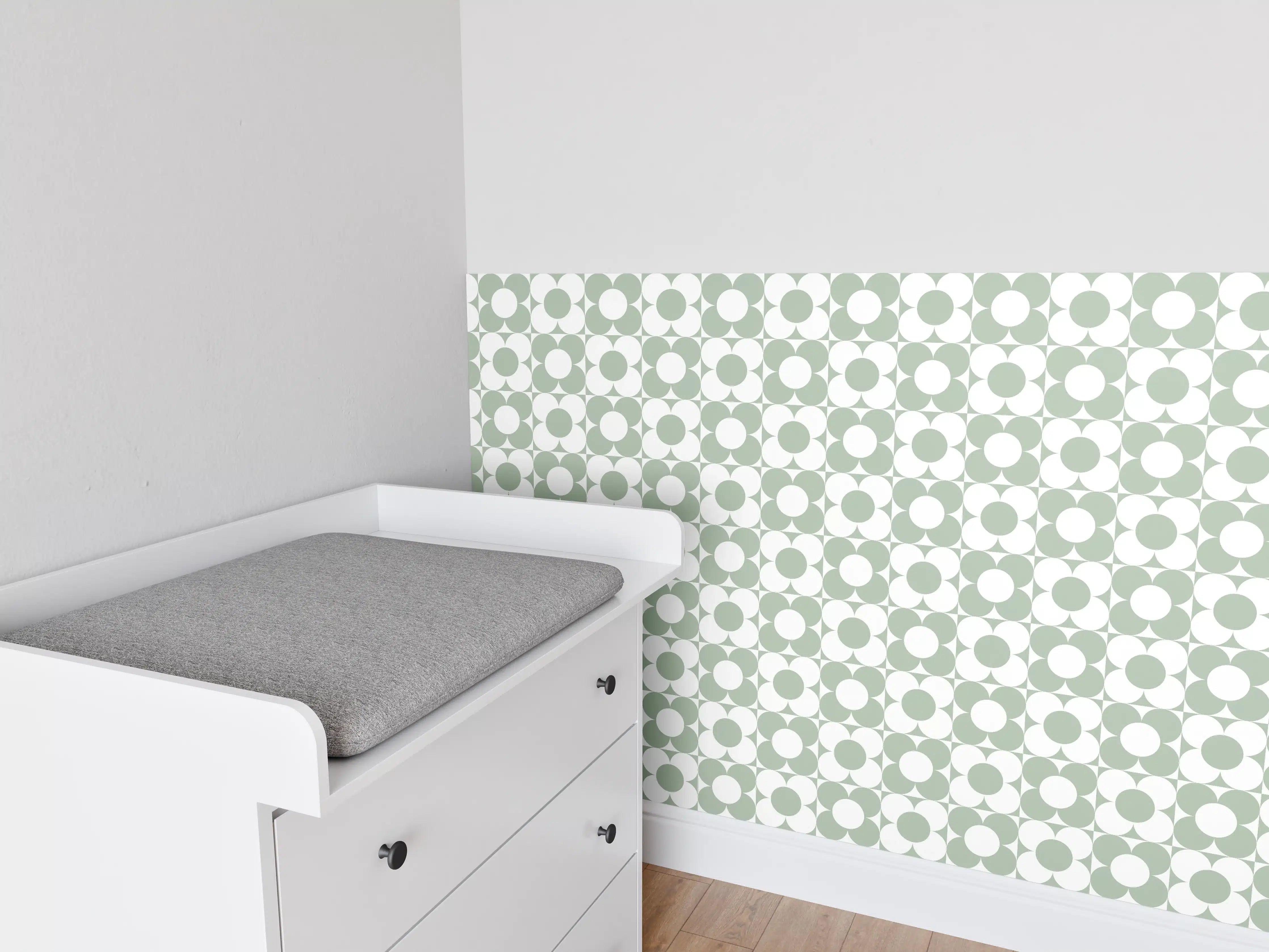 Babyzimmer Wandgestaltung - Helle Blumenmuster mit zarten Graunuancen