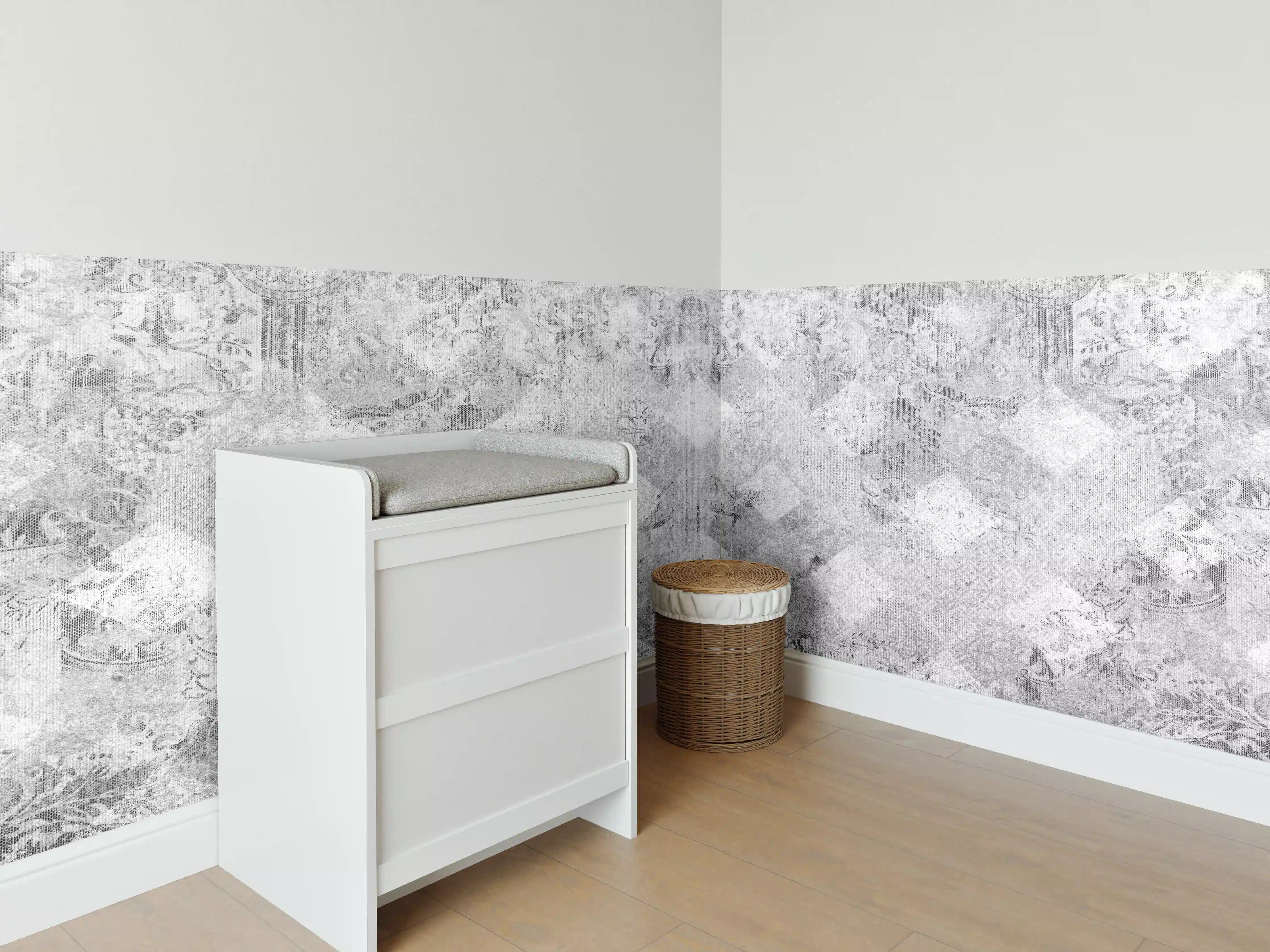 Babyzimmer Wandgestaltung - Heller Grauschimmer auf Betonwand