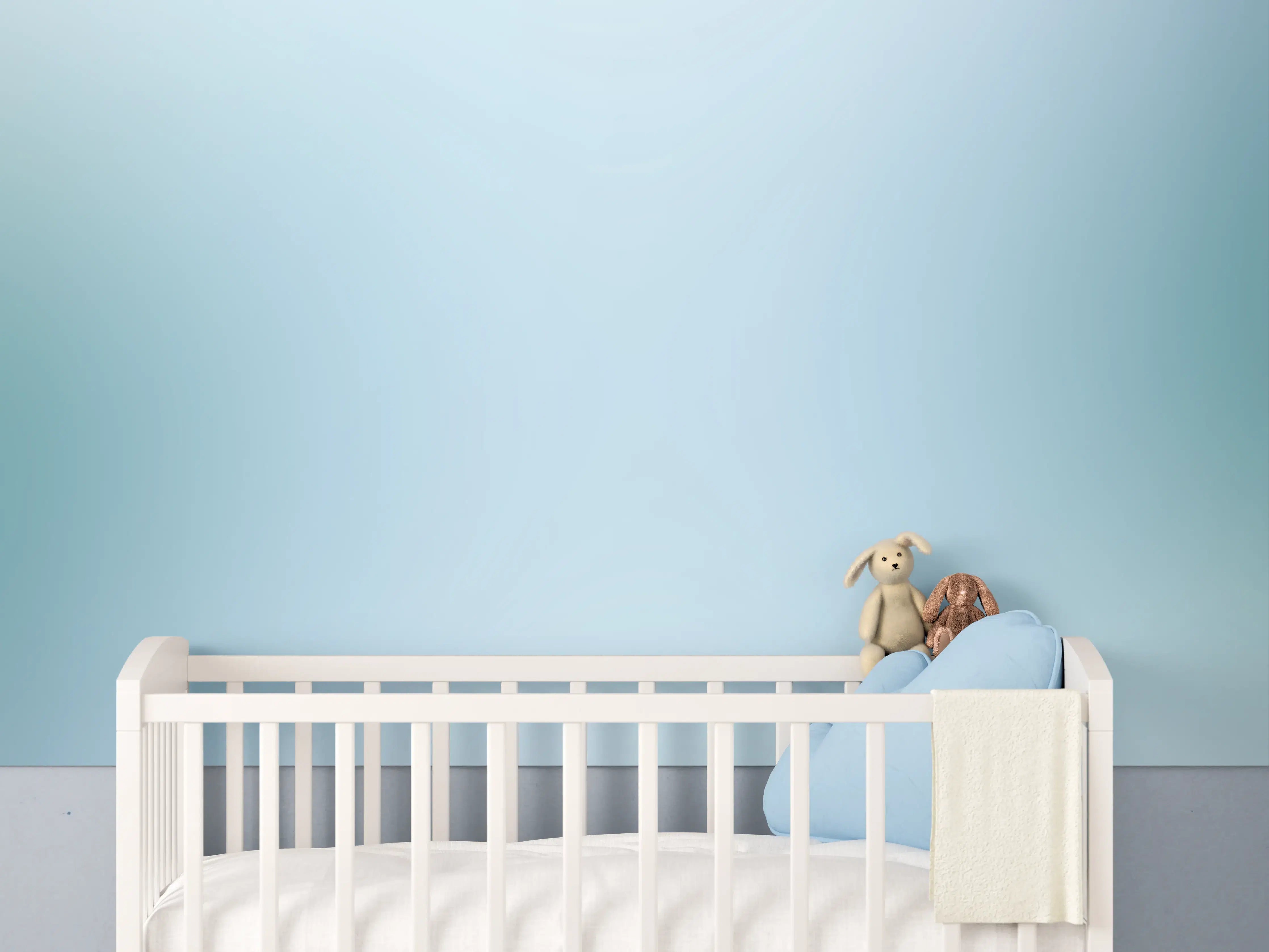Babyzimmer Wandgestaltung - Heller blauer Farbverlauf mit sanften Farbverläufen