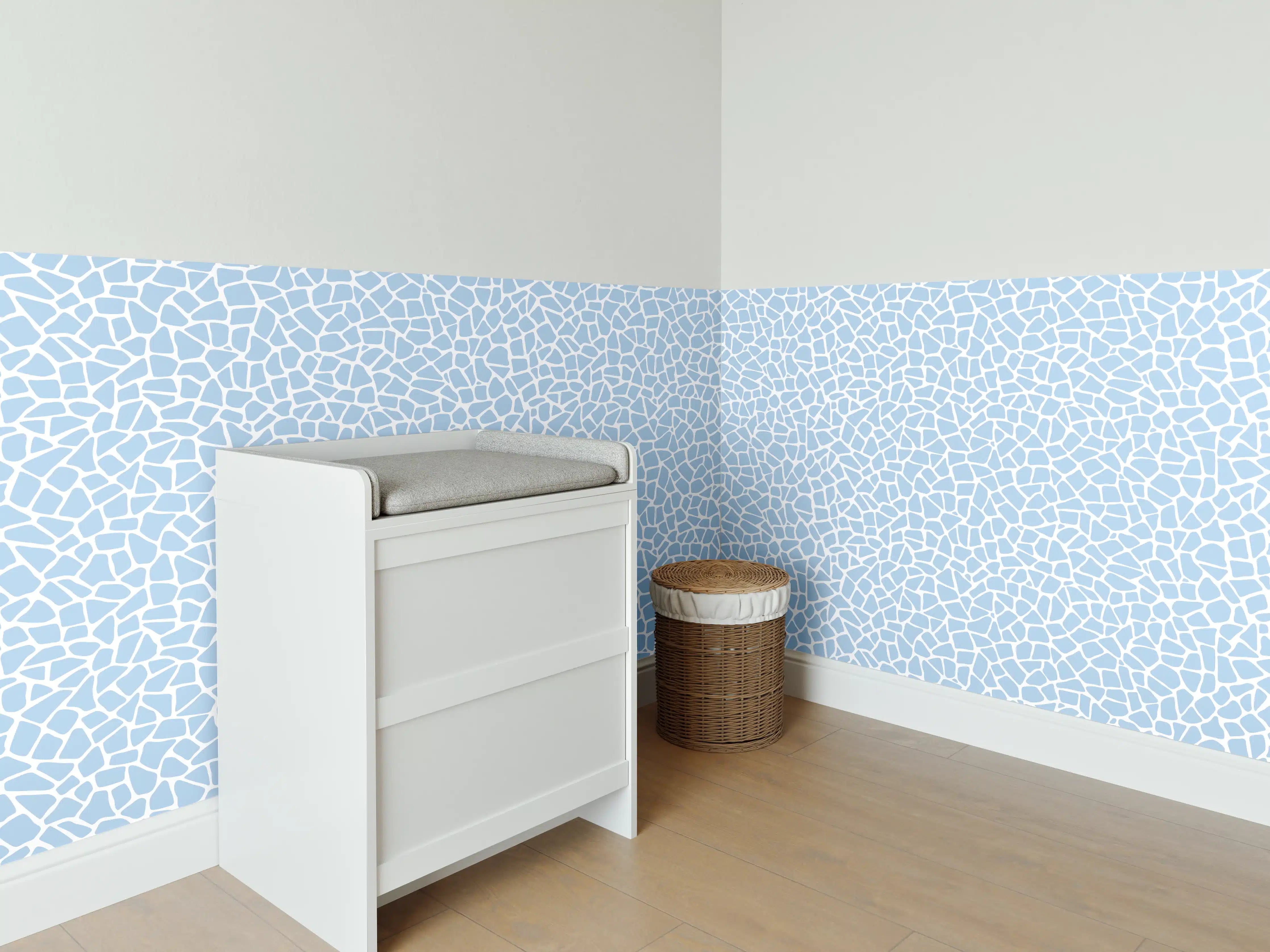 Babyzimmer Wandgestaltung - Helles Mosaikmuster in Blau und Weiß