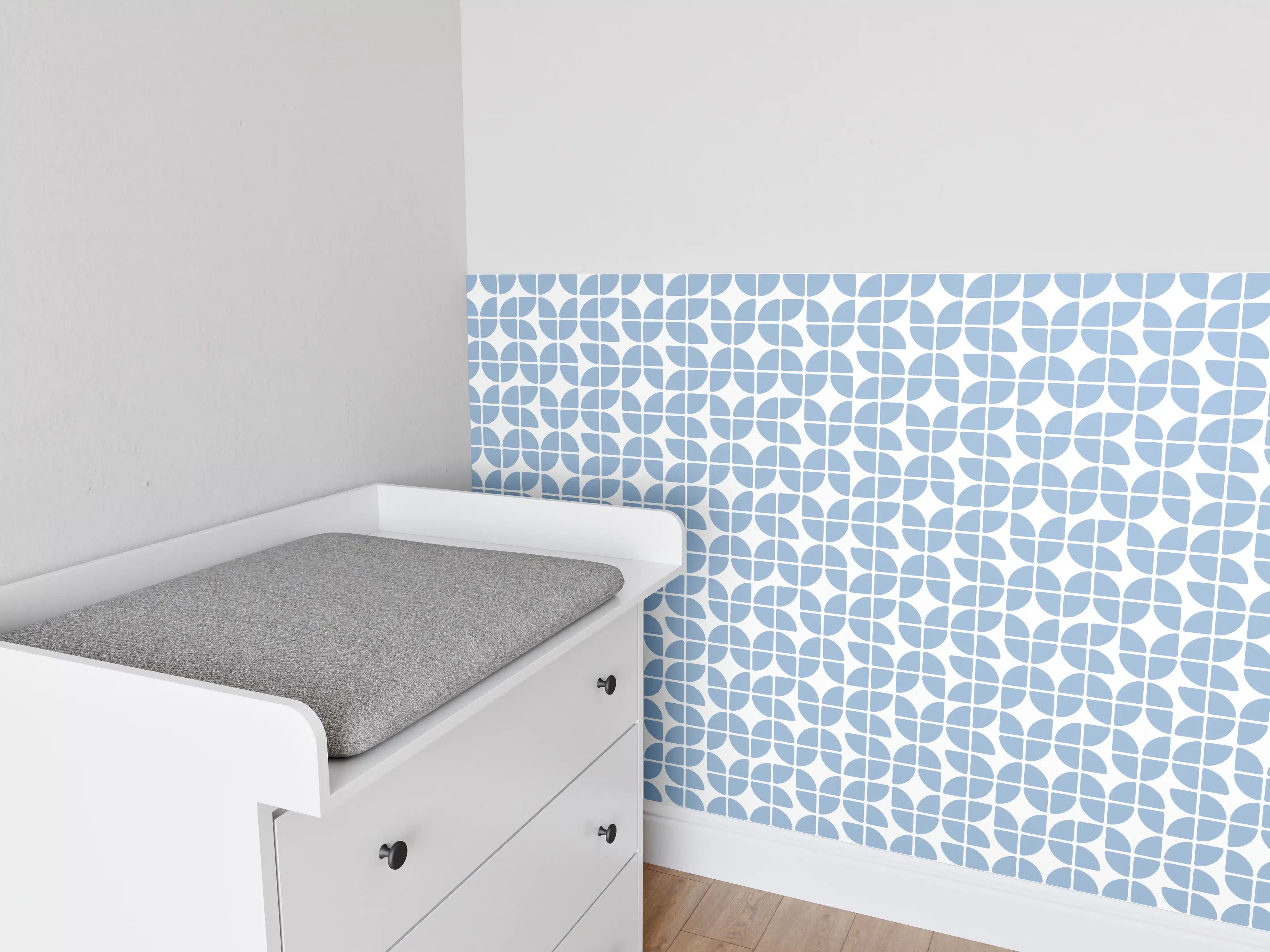 Babyzimmer Wandgestaltung - Helles Retro-Fliesenmuster in Türkis