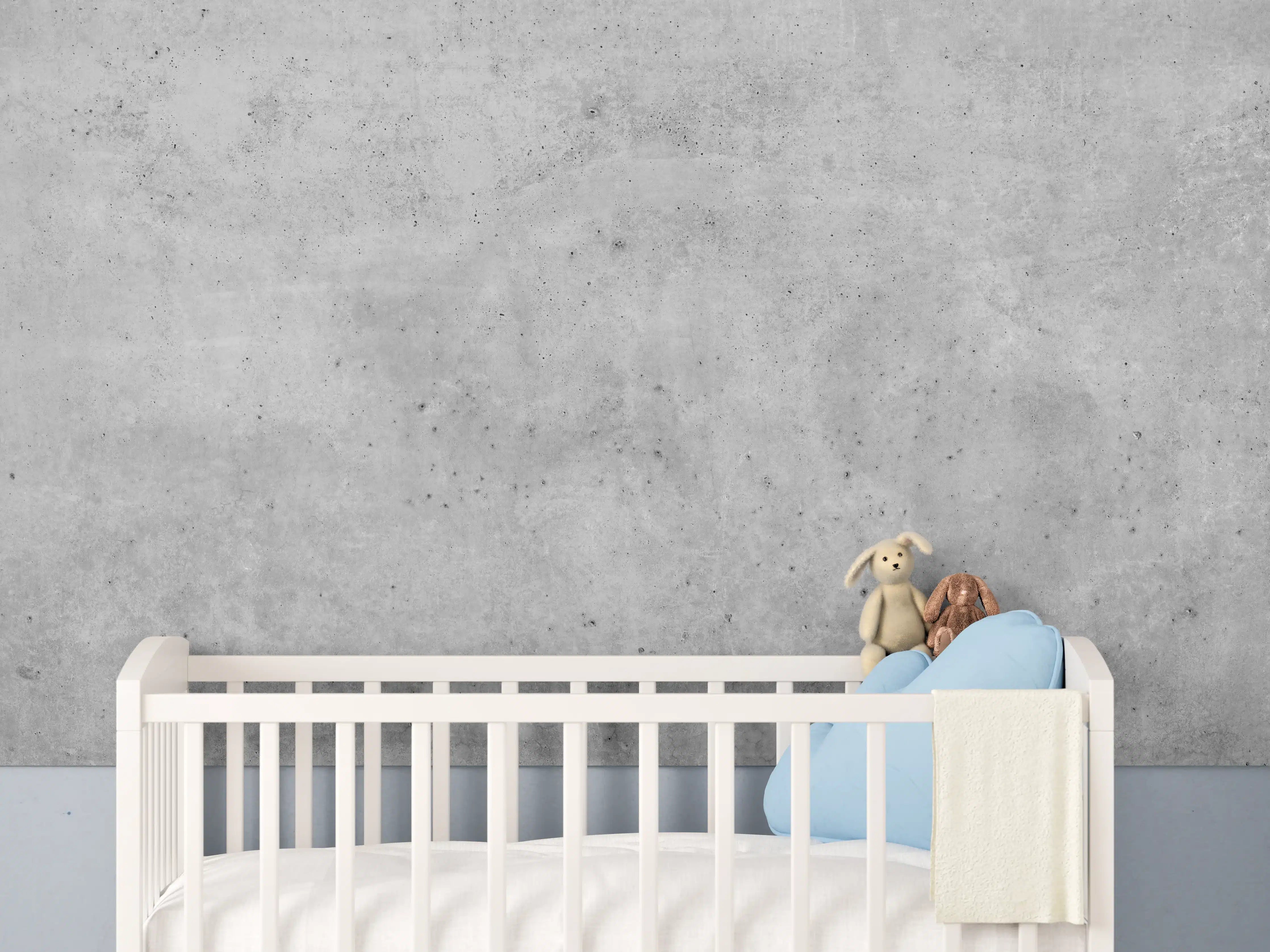 Babyzimmer Wandgestaltung - Hellgraue alte Betonwand