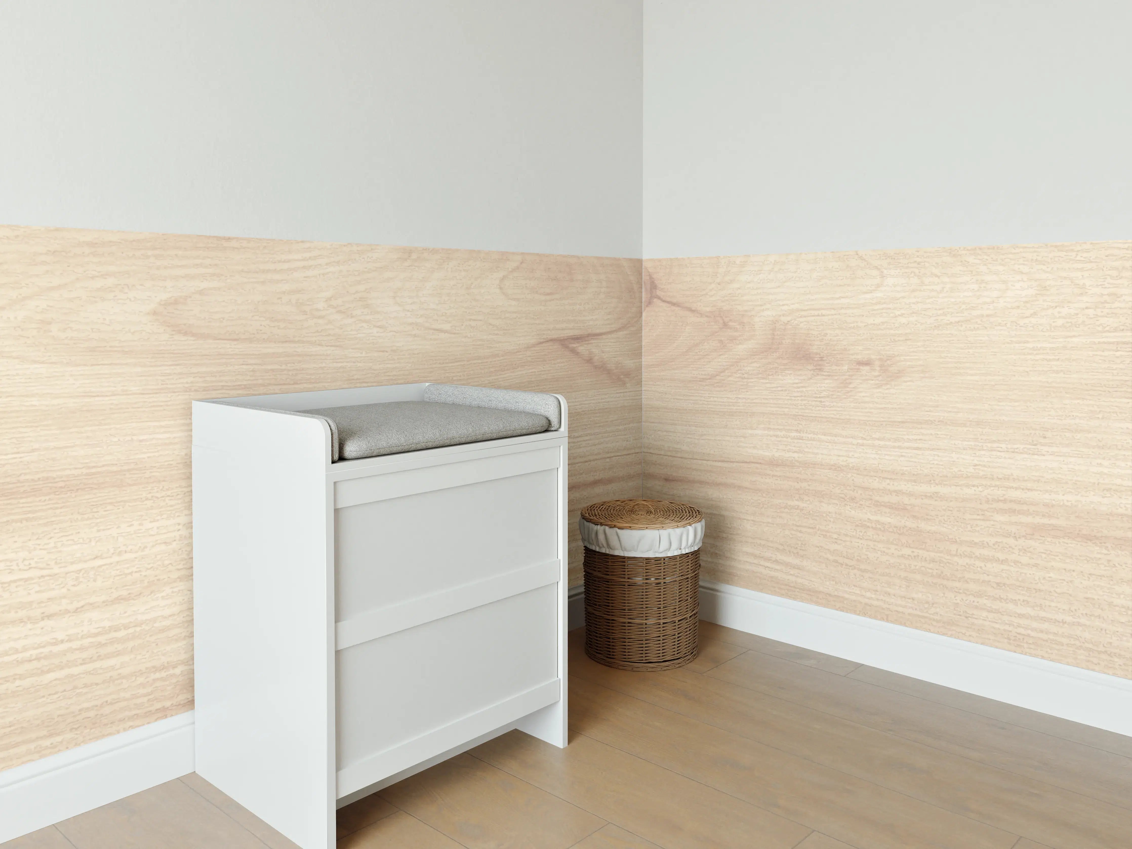 Babyzimmer Wandgestaltung - Hellweise Holzoptik mit feinen Maserungen