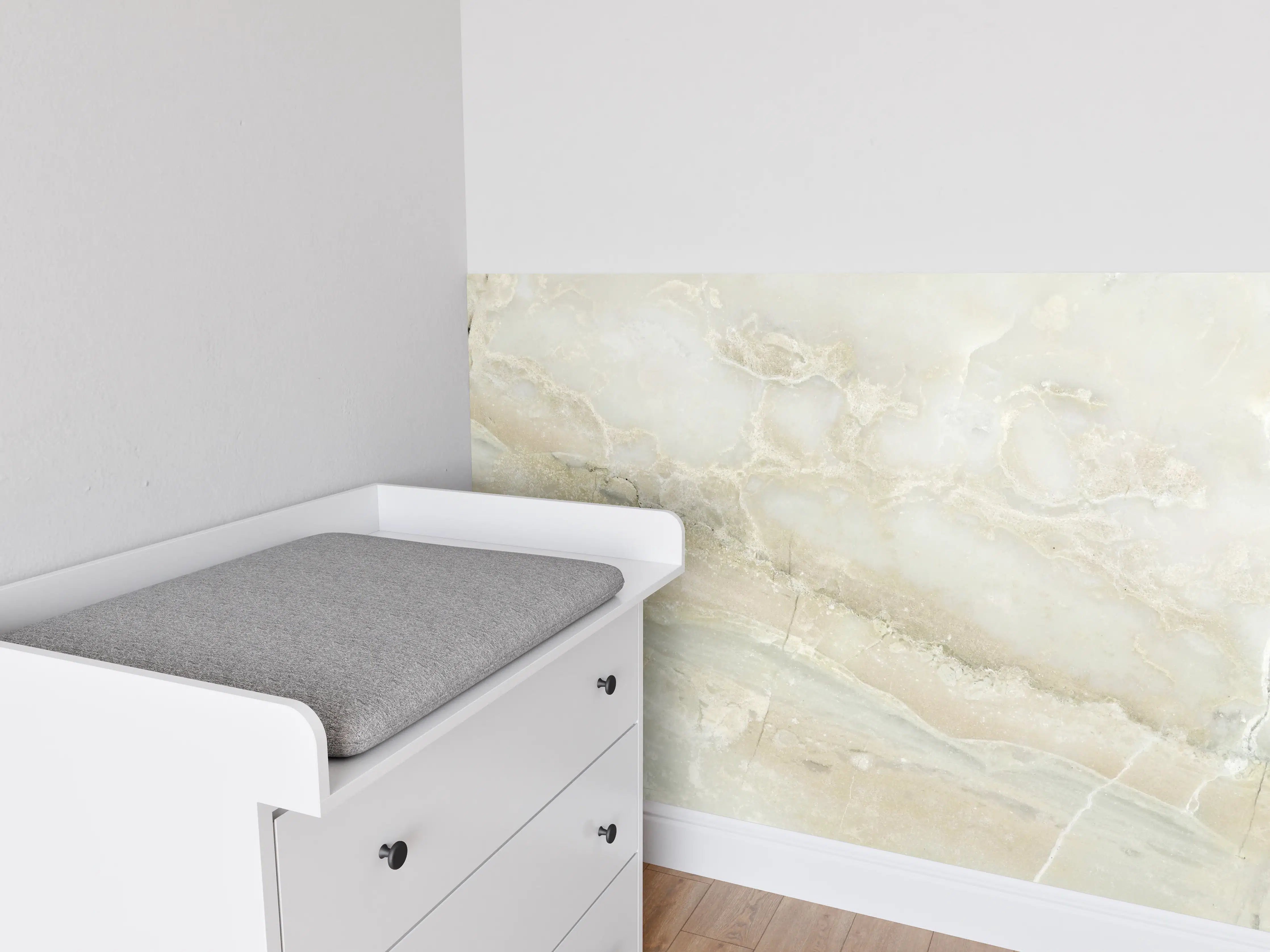 Babyzimmer Wandgestaltung - Hellweißer Marmor