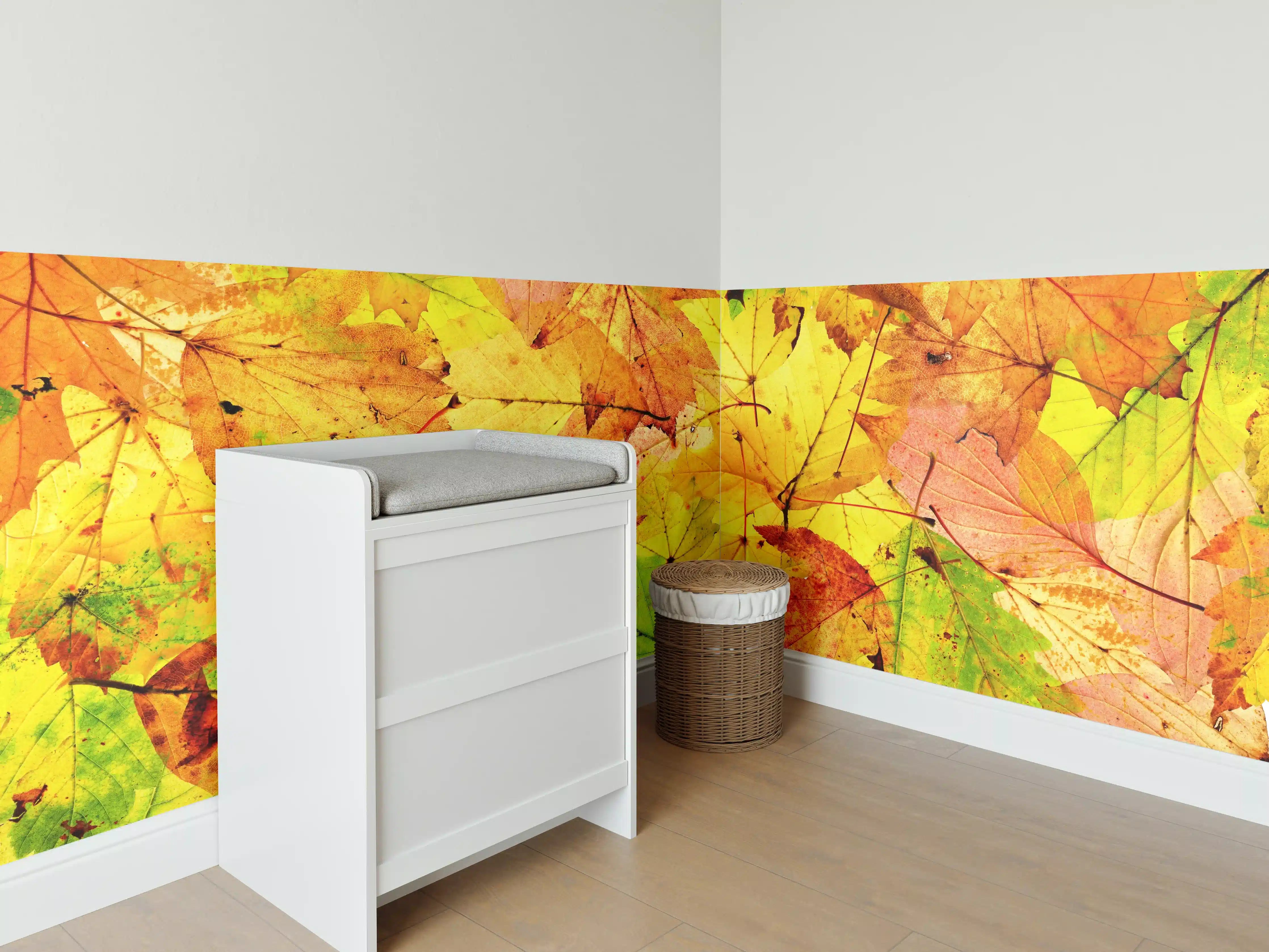 Babyzimmer Wandgestaltung - Herbstblätter Hintergrund