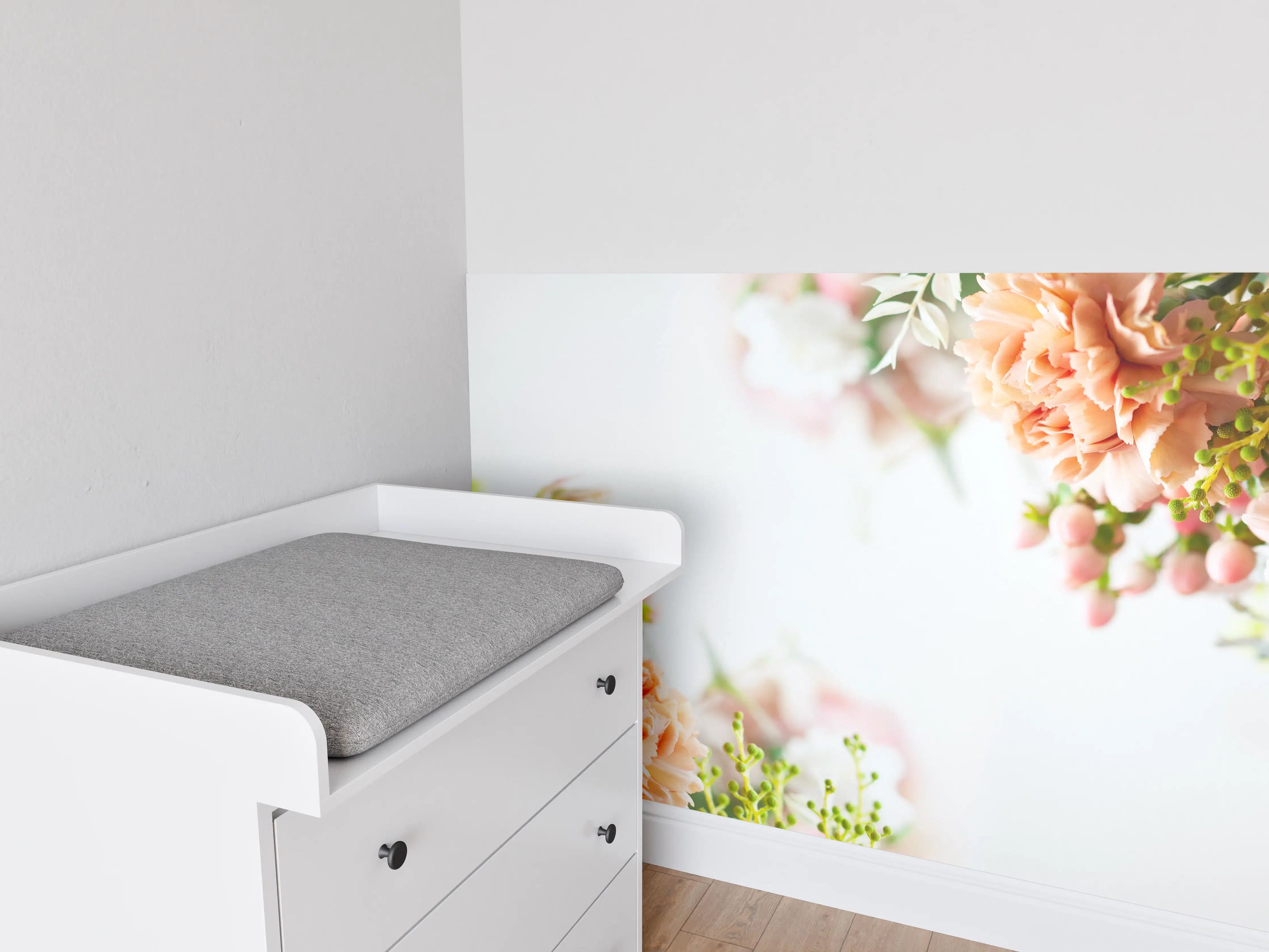 Babyzimmer Wandgestaltung - Herbstliche Blumenkomposition - Nahaufnahme