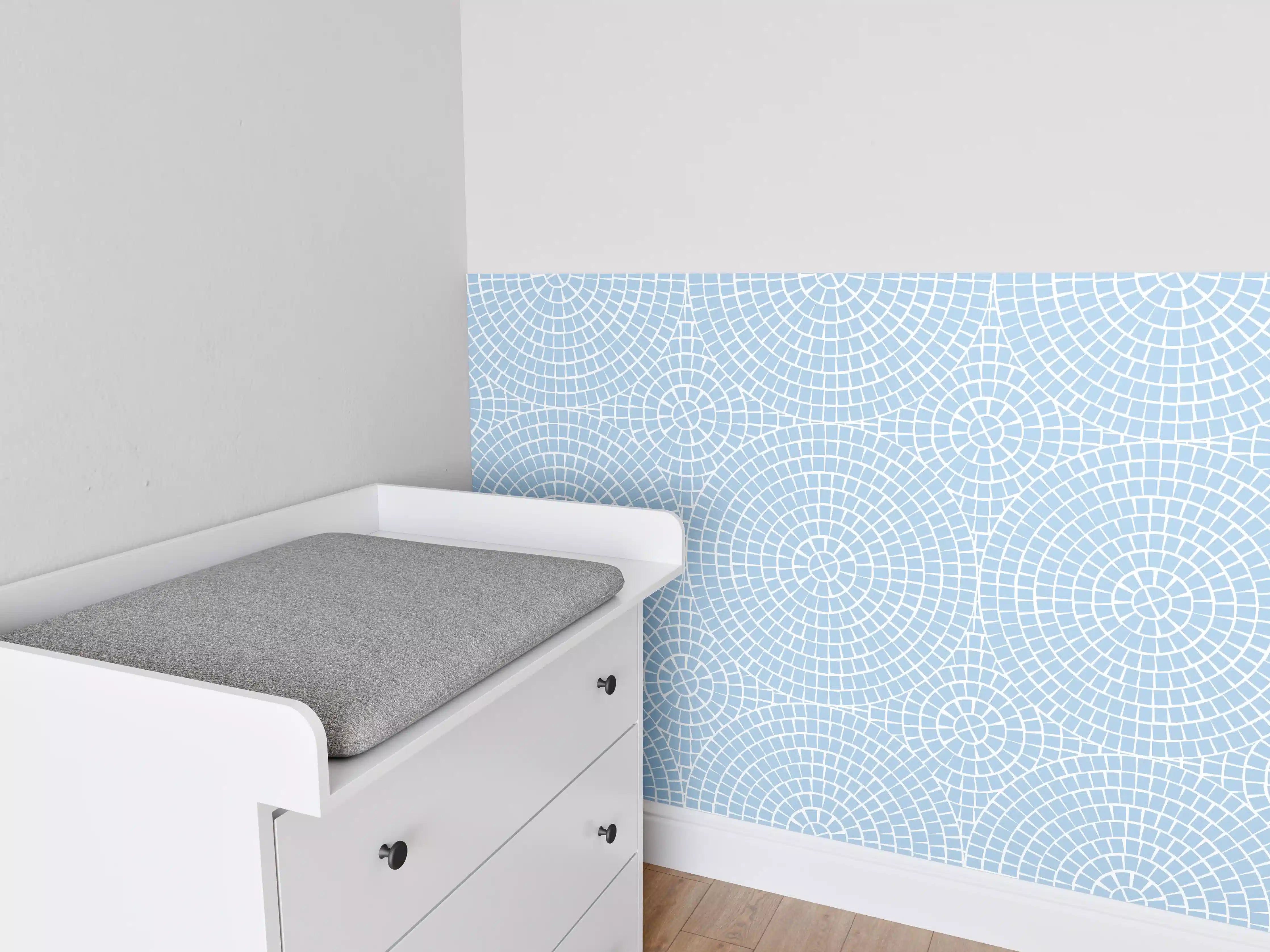 Babyzimmer Wandgestaltung - Himmelblaue Fliesen mit Mosaik-Design