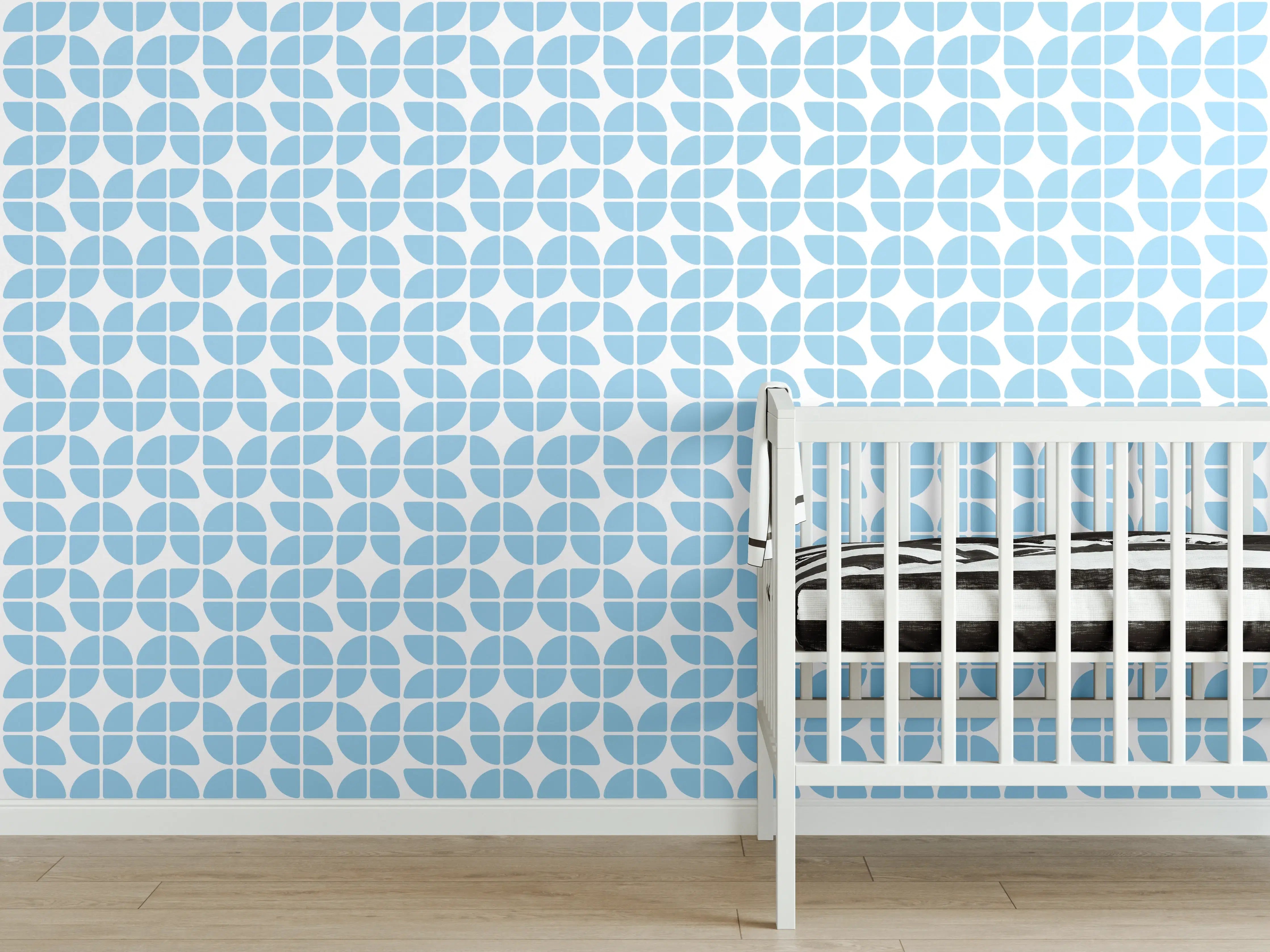 Babyzimmer Wandgestaltung - Himmelblauer, dekorativer Wandpaneel