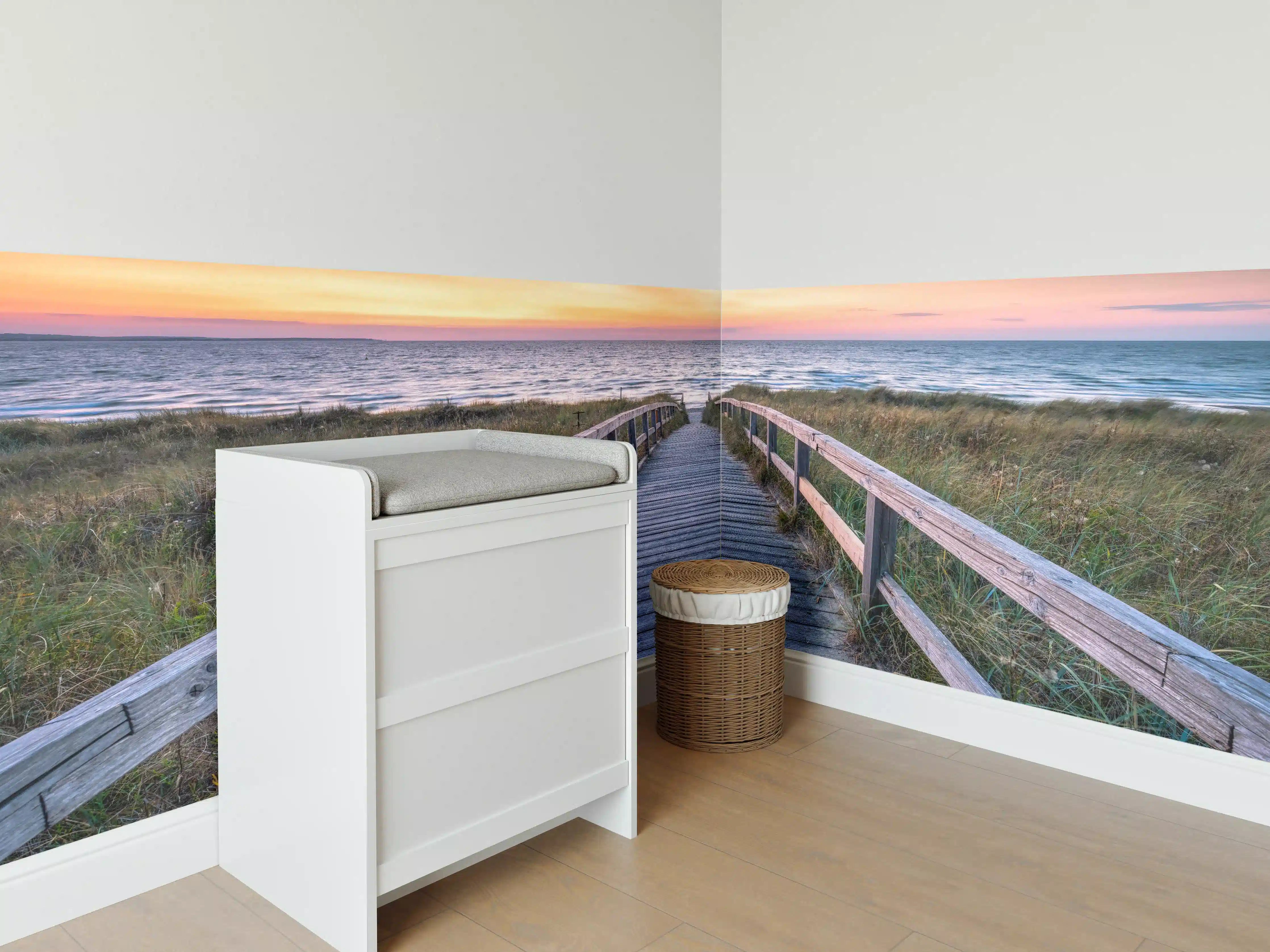 Babyzimmer Wandgestaltung - Holzsteg am Strand