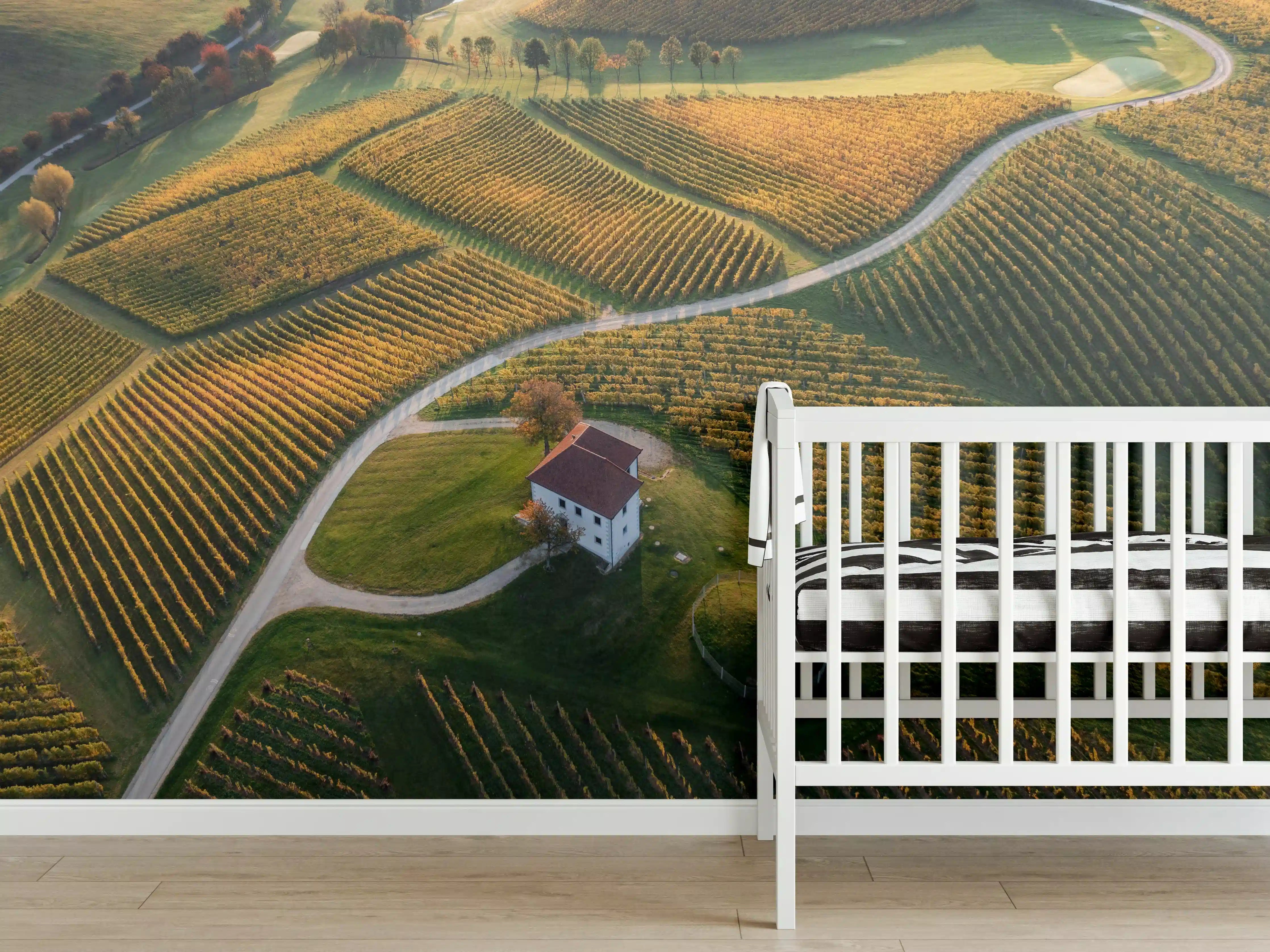 Babyzimmer Wandgestaltung - Idyllische Grün-Landschaft