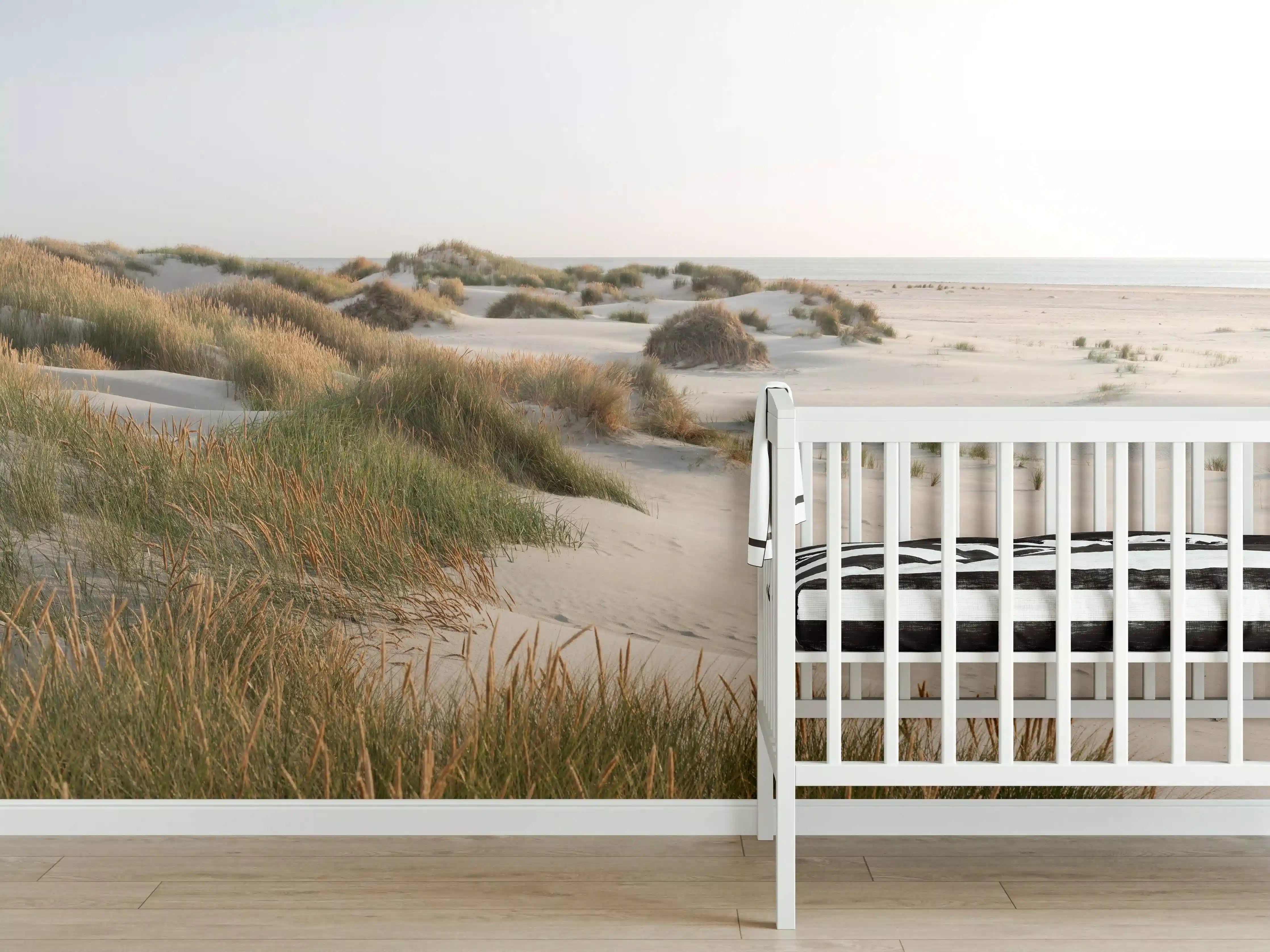 Babyzimmer Wandgestaltung - Idyllische Küstenlandschaft mit Strandsand