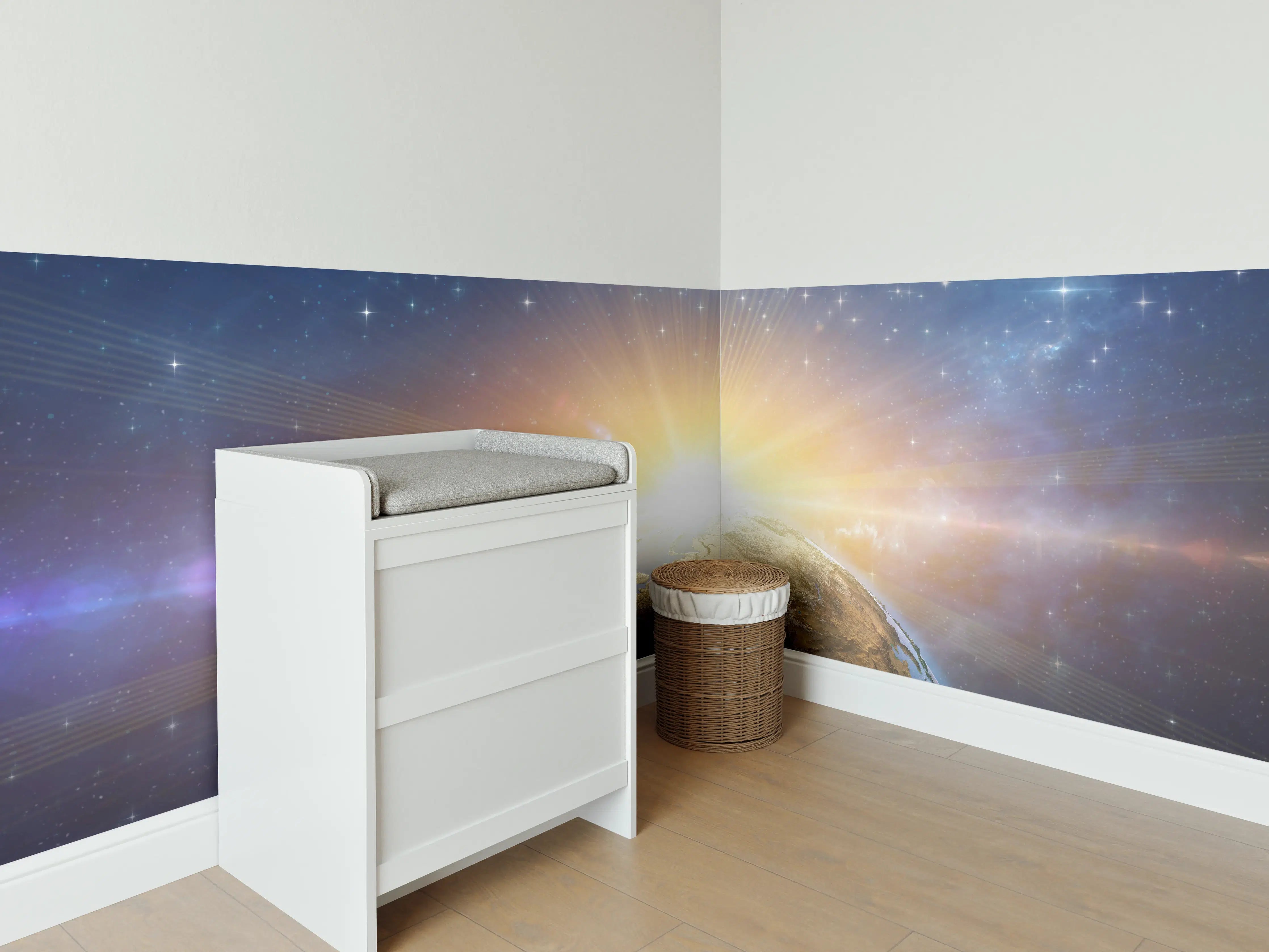 Babyzimmer Wandgestaltung - Illustrierter Sonnenaufgang aus dem Weltall