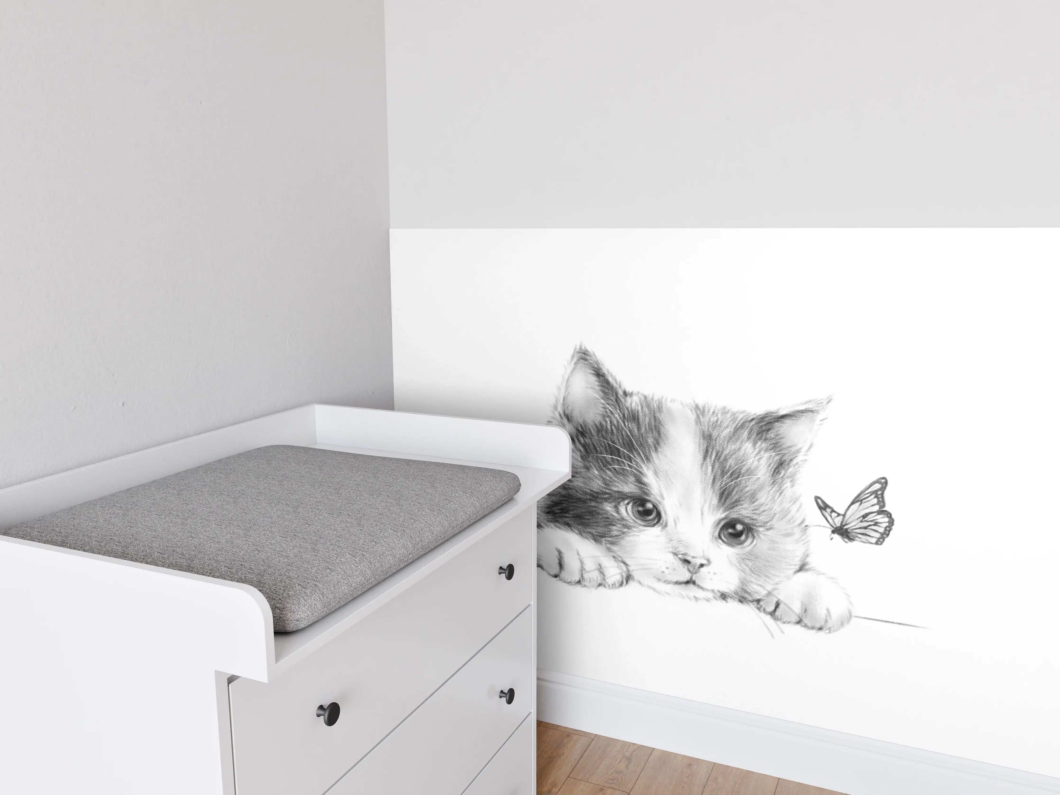 Babyzimmer Wandgestaltung - Kindermotiv einer Katze - schwarz-weiß