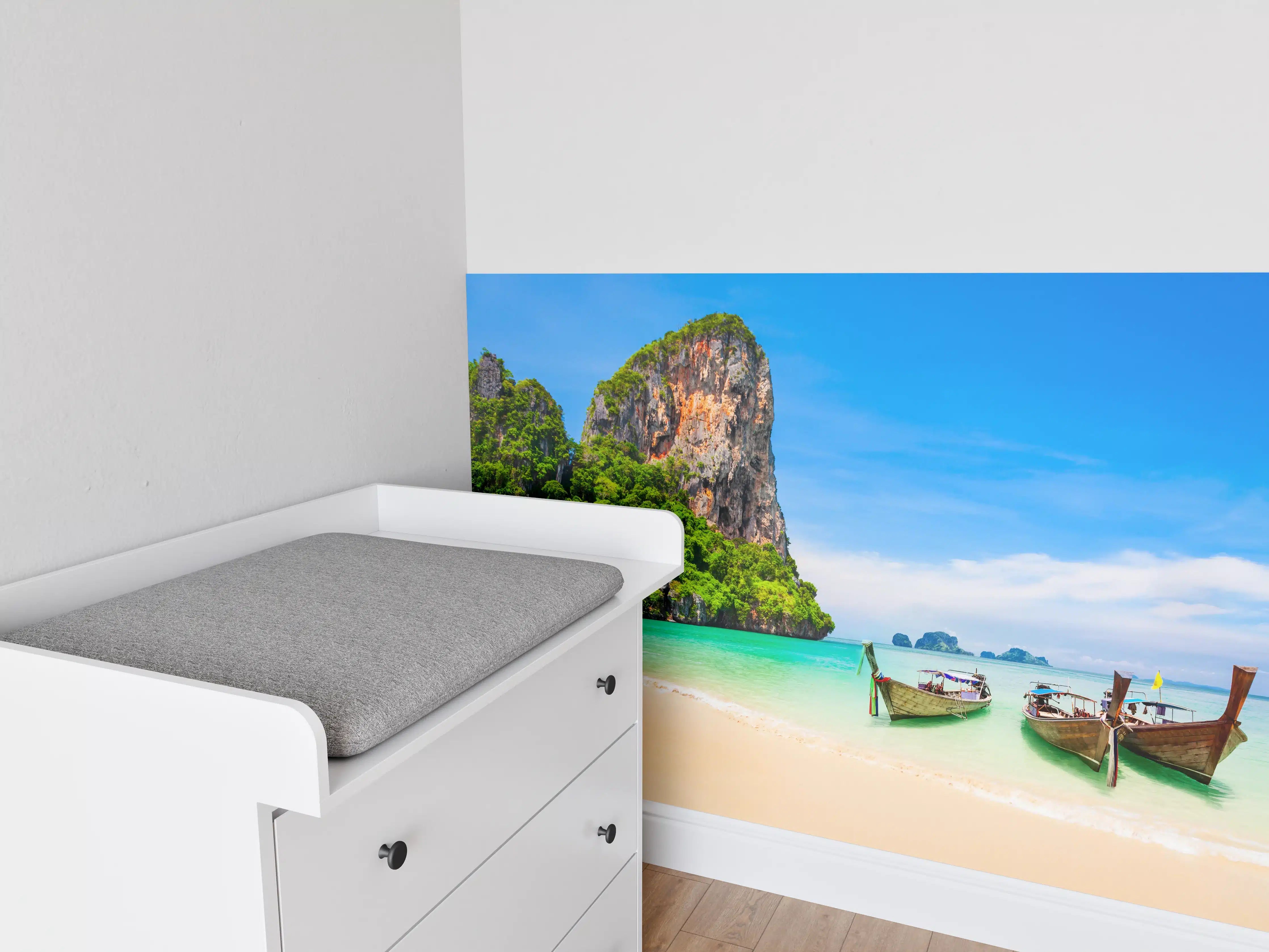 Babyzimmer Wandgestaltung - Klarwasserstrand in Thailand