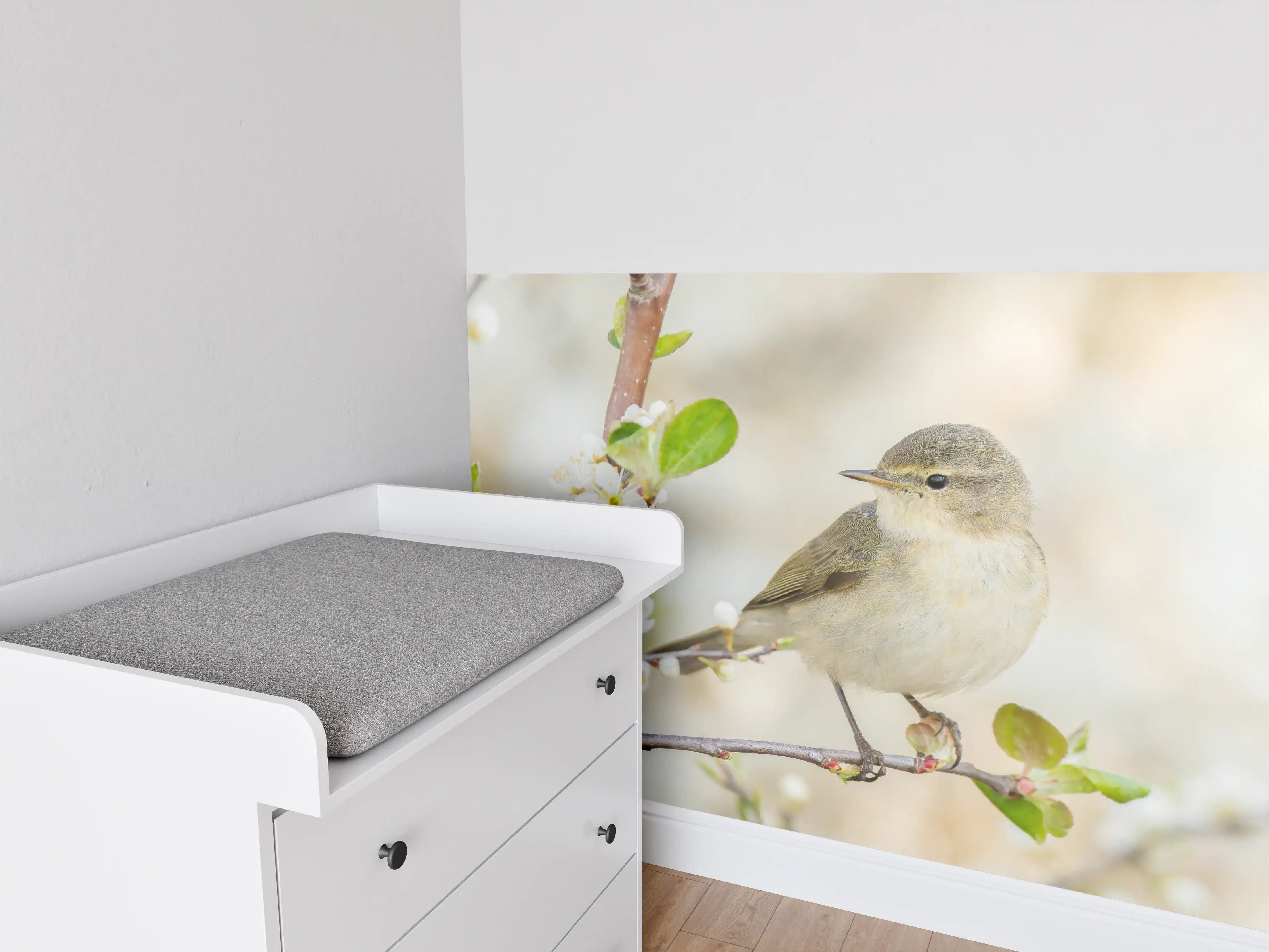 Babyzimmer Wandgestaltung - Kleiner Vogel am Baumzweig