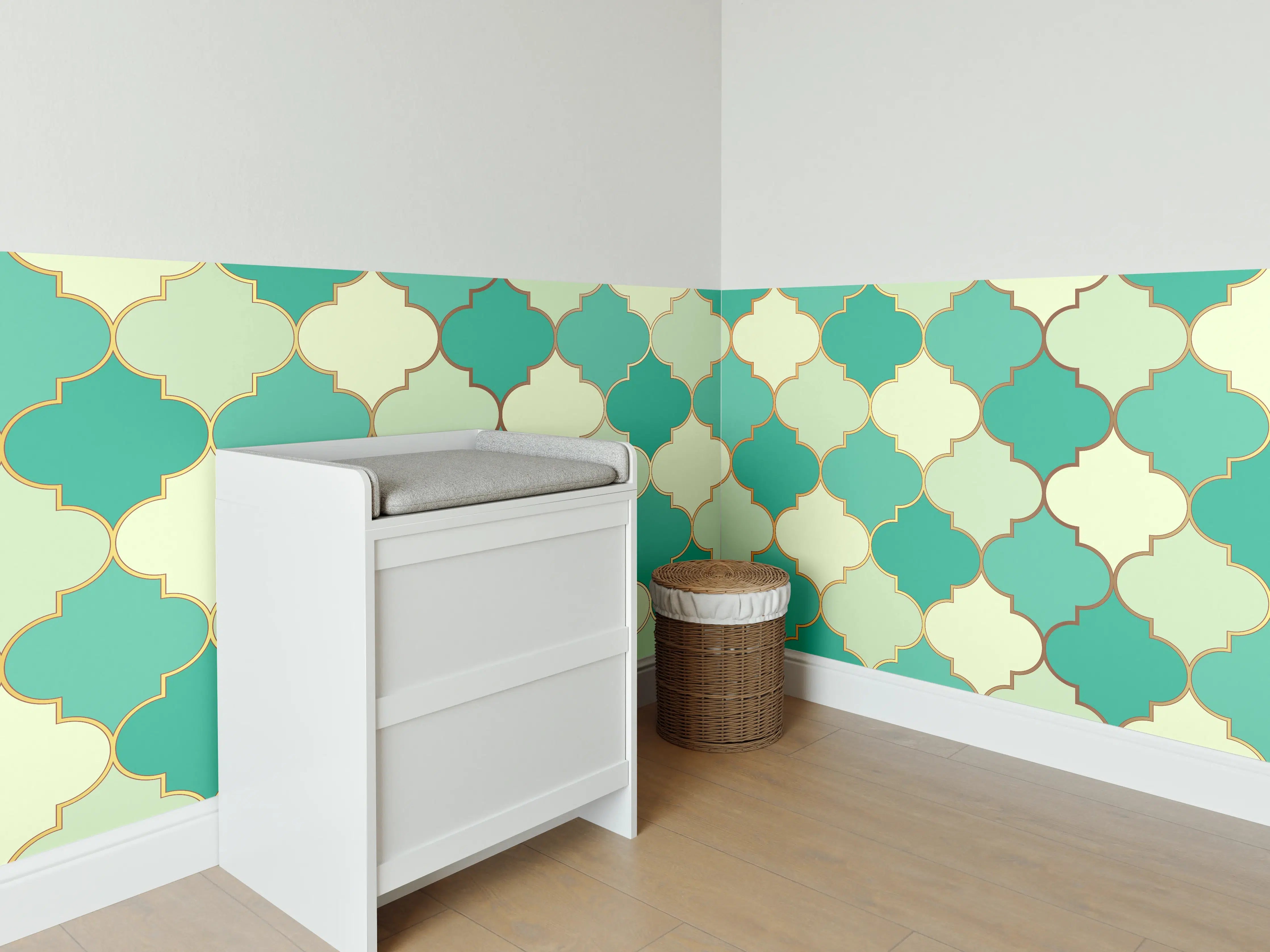 Babyzimmer Wandgestaltung - Königliche Wandverzierung