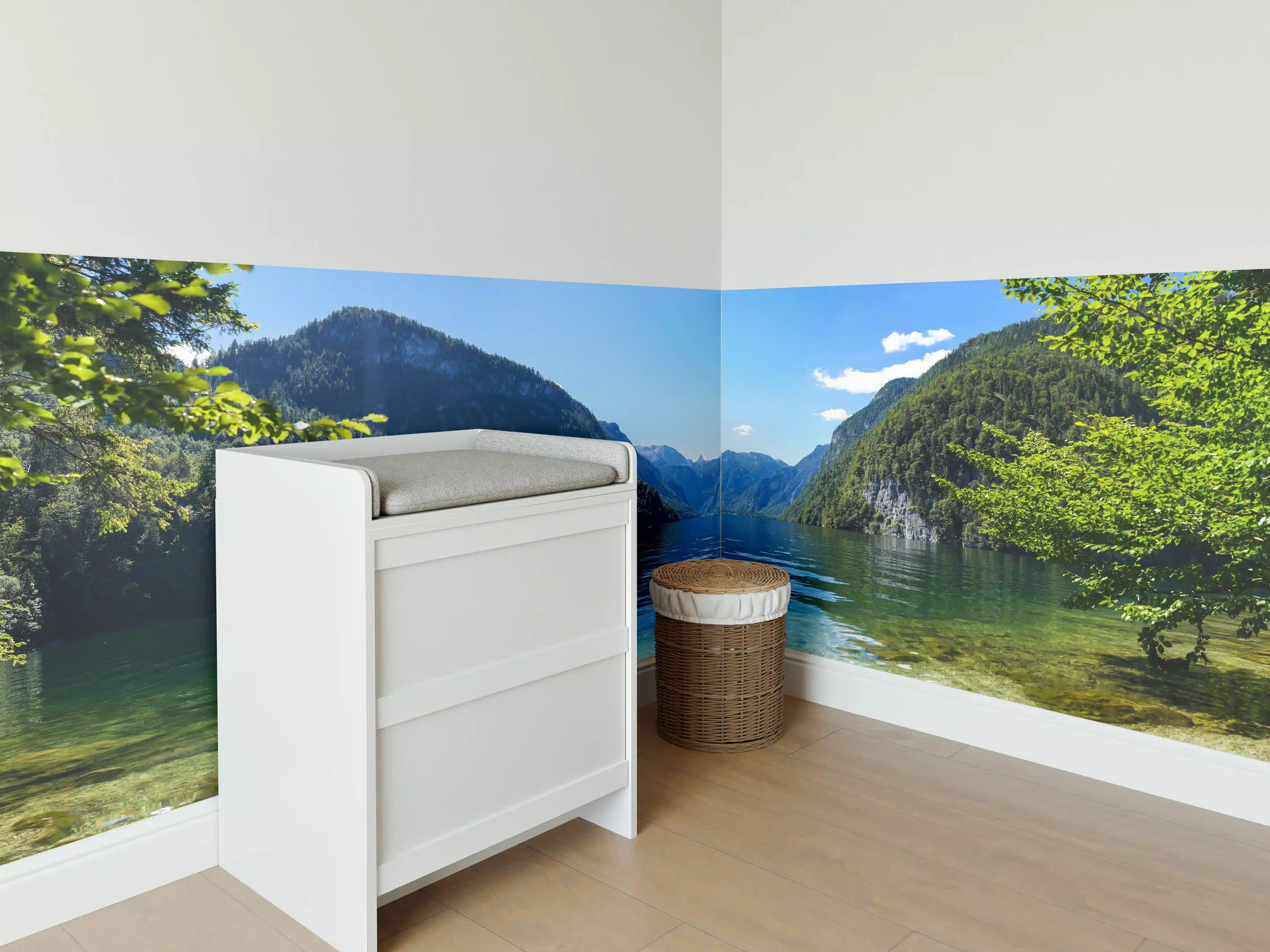Babyzimmer Wandgestaltung - Königsee & Berge in Alpen