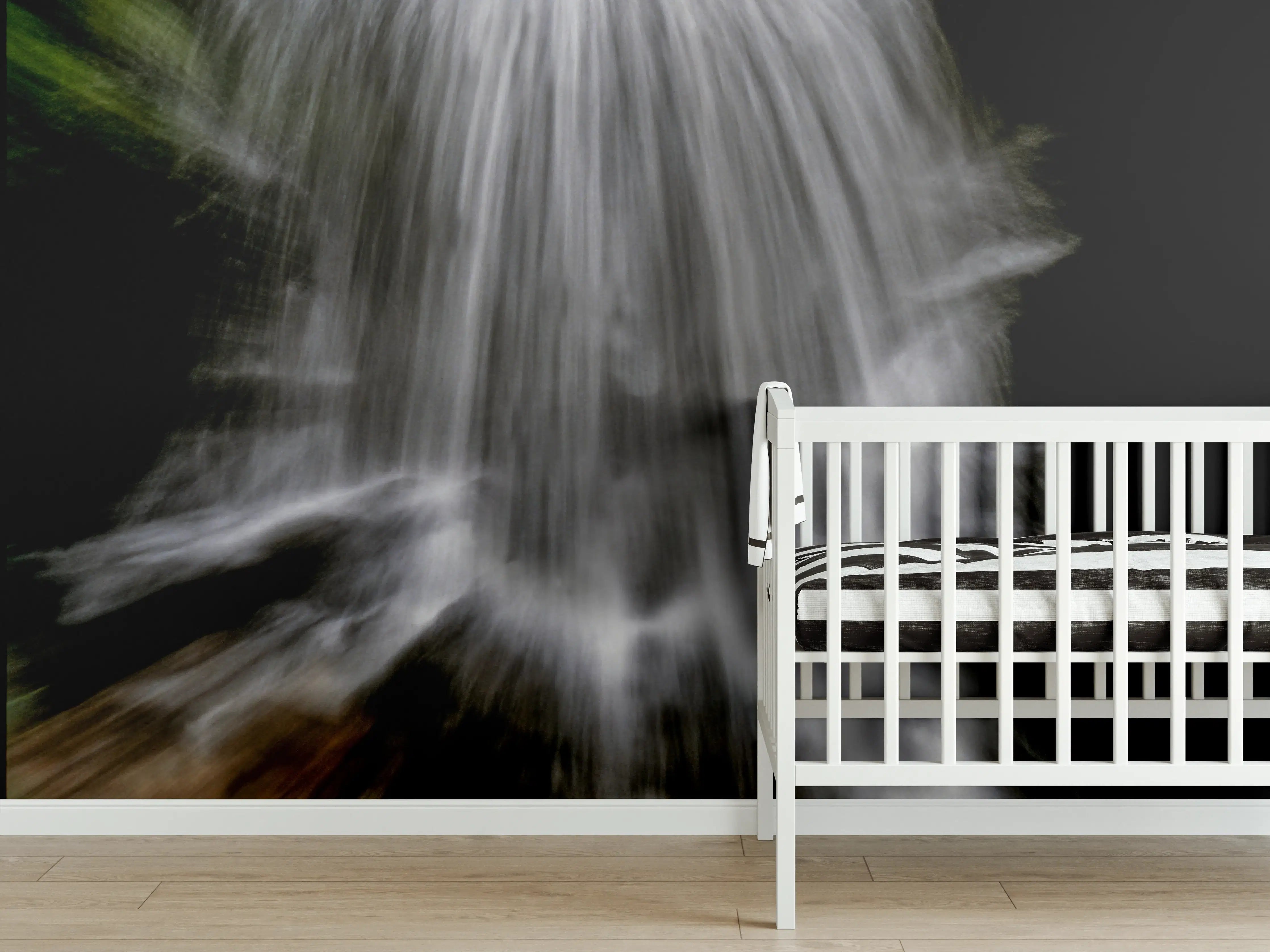 Babyzimmer Wandgestaltung - Kunstvoller Wasserfall