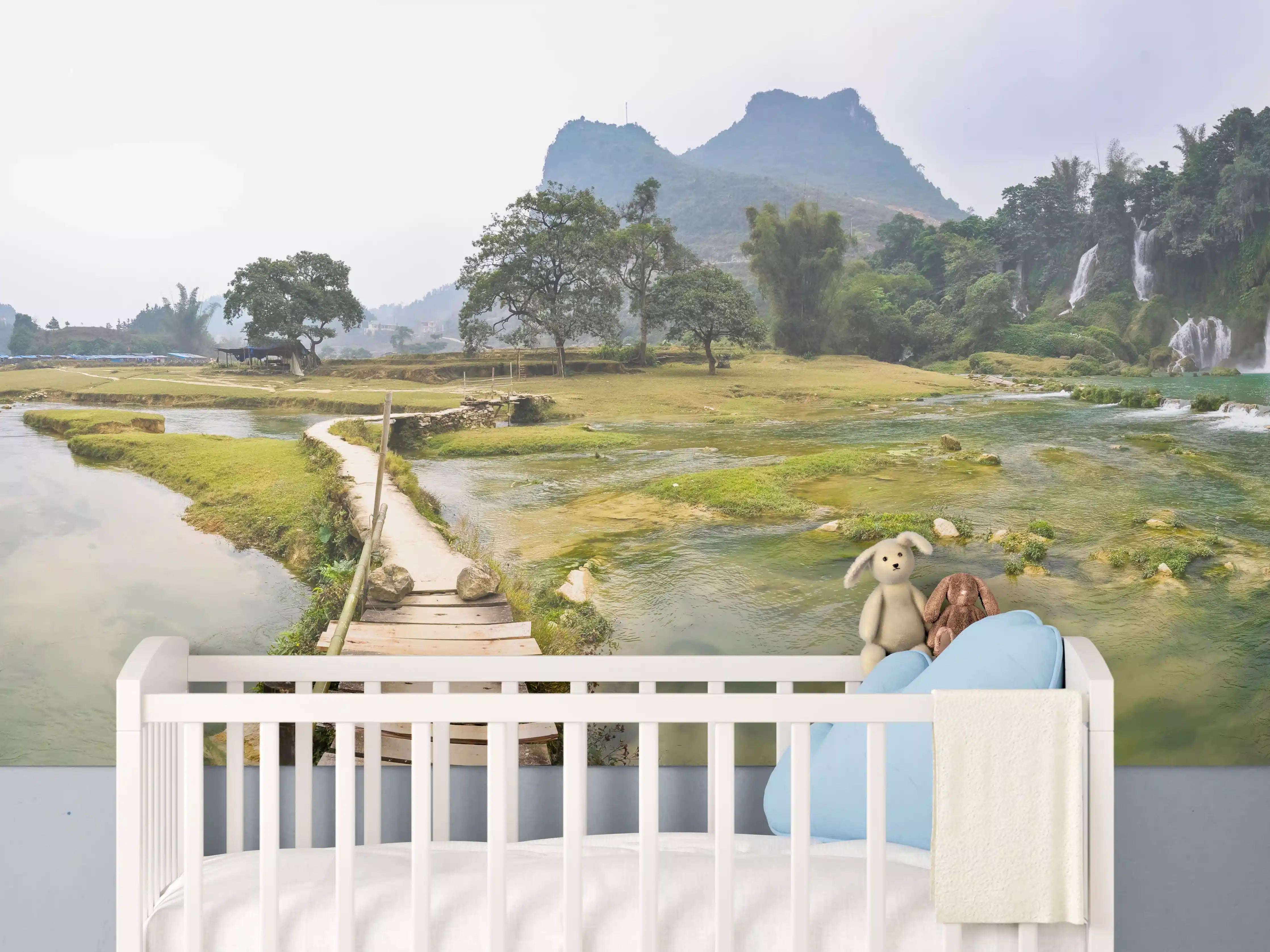 Babyzimmer Wandgestaltung - Landschaft mit Wasserfällen und Wald