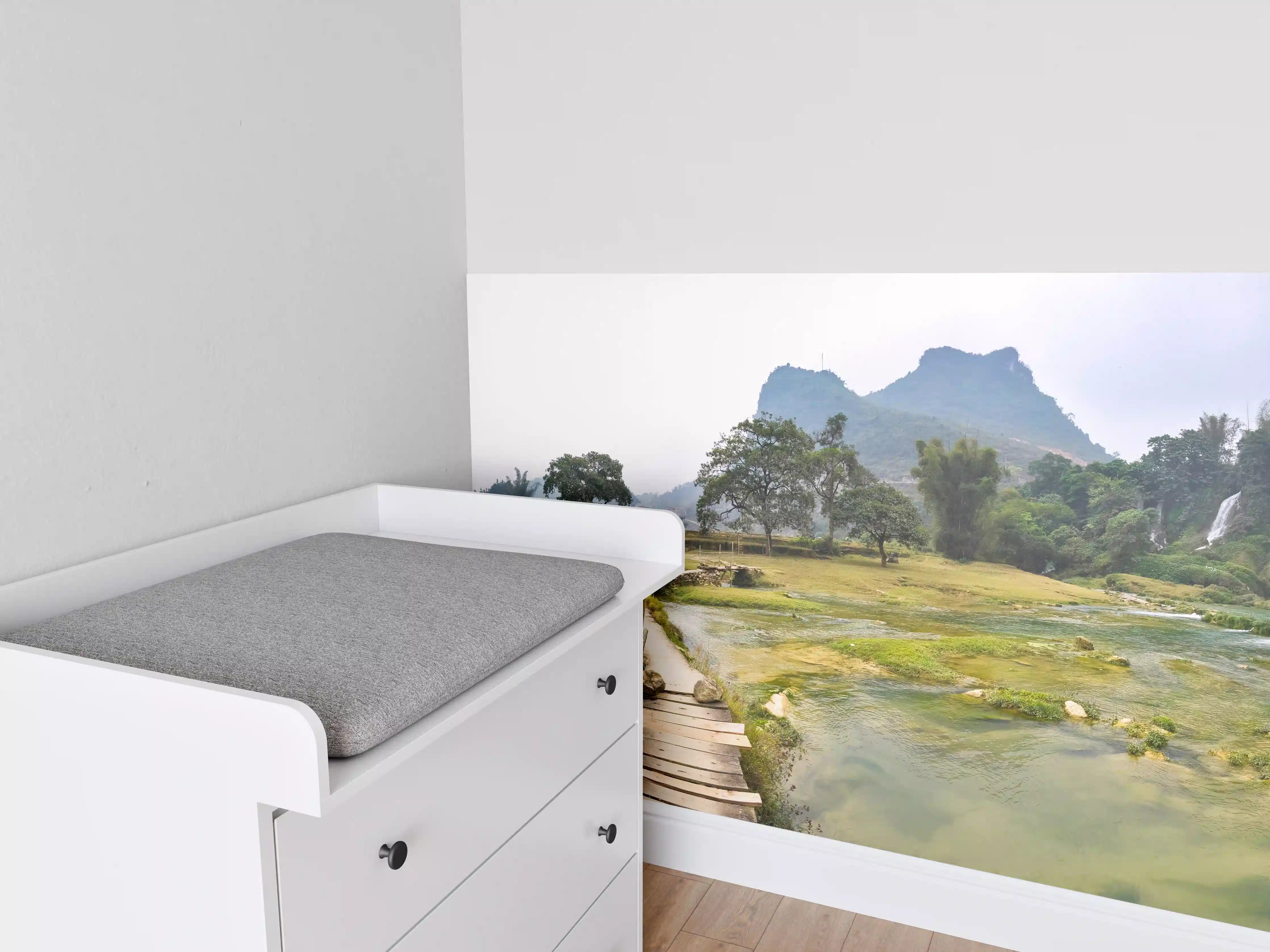 Babyzimmer Wandgestaltung - Landschaft mit Wasserfällen und Wald