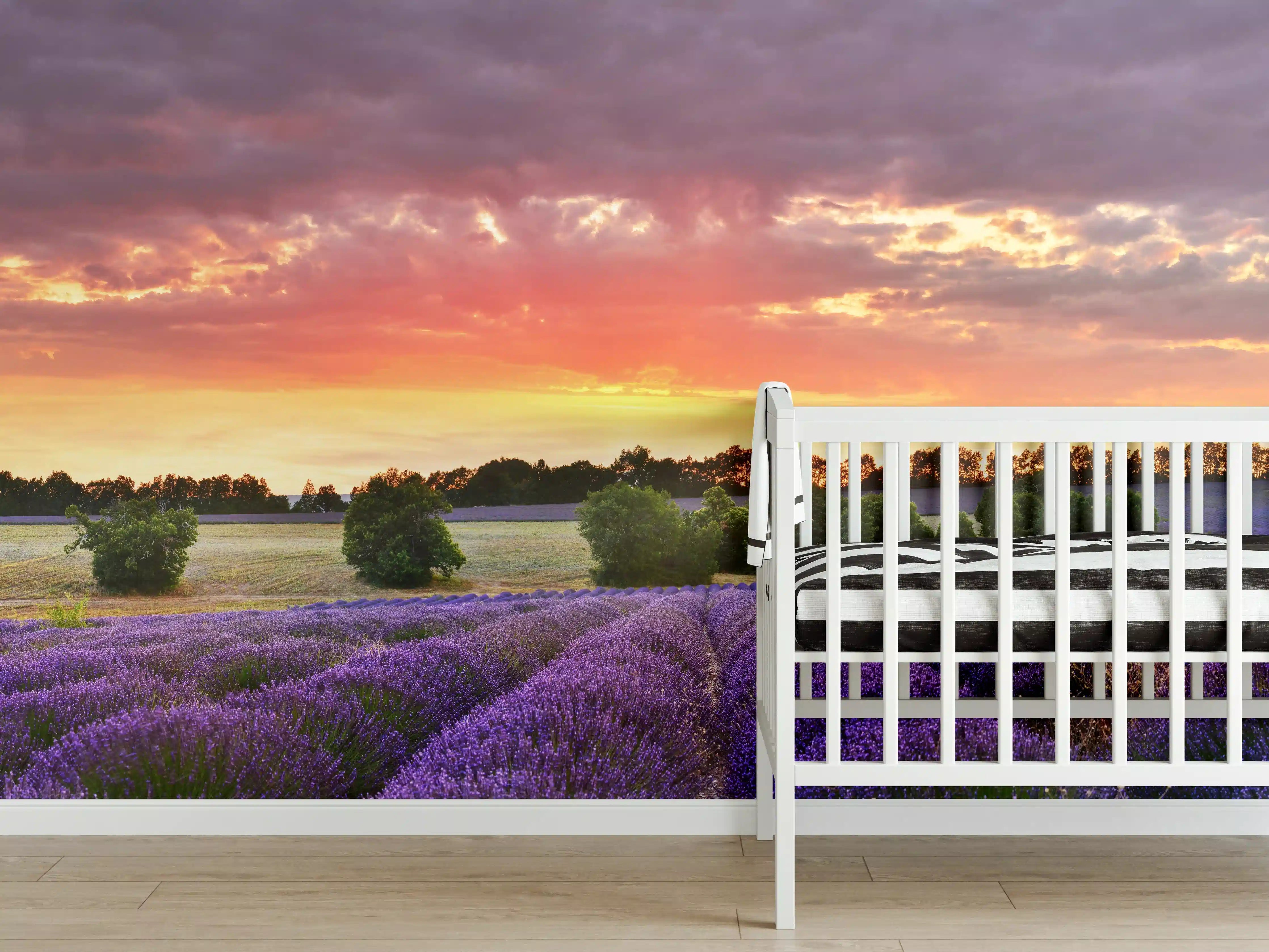 Babyzimmer Wandgestaltung - Lavendelfeld bei Sonnenuntergang