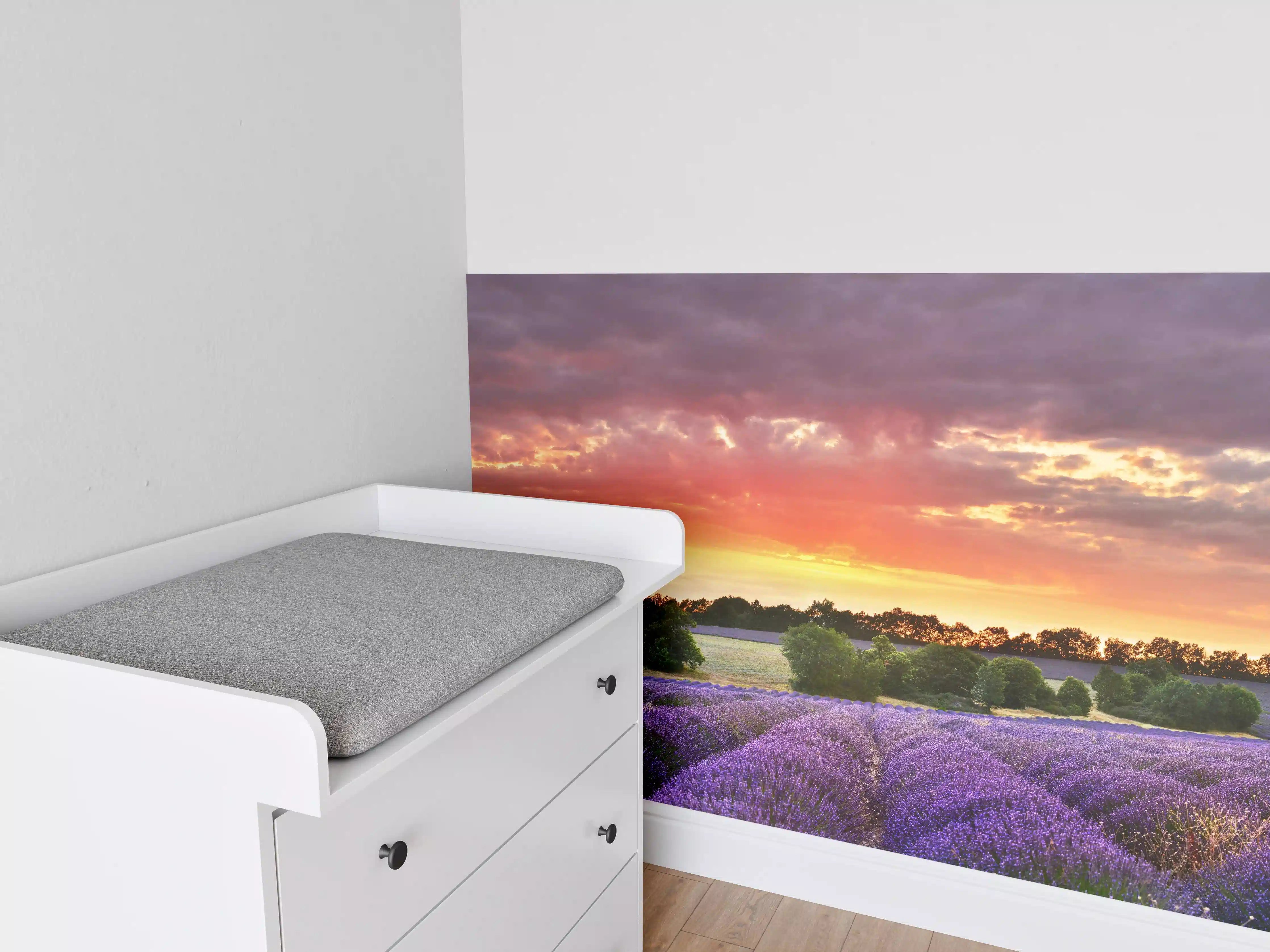 Babyzimmer Wandgestaltung - Lavendelfeld bei Sonnenuntergang