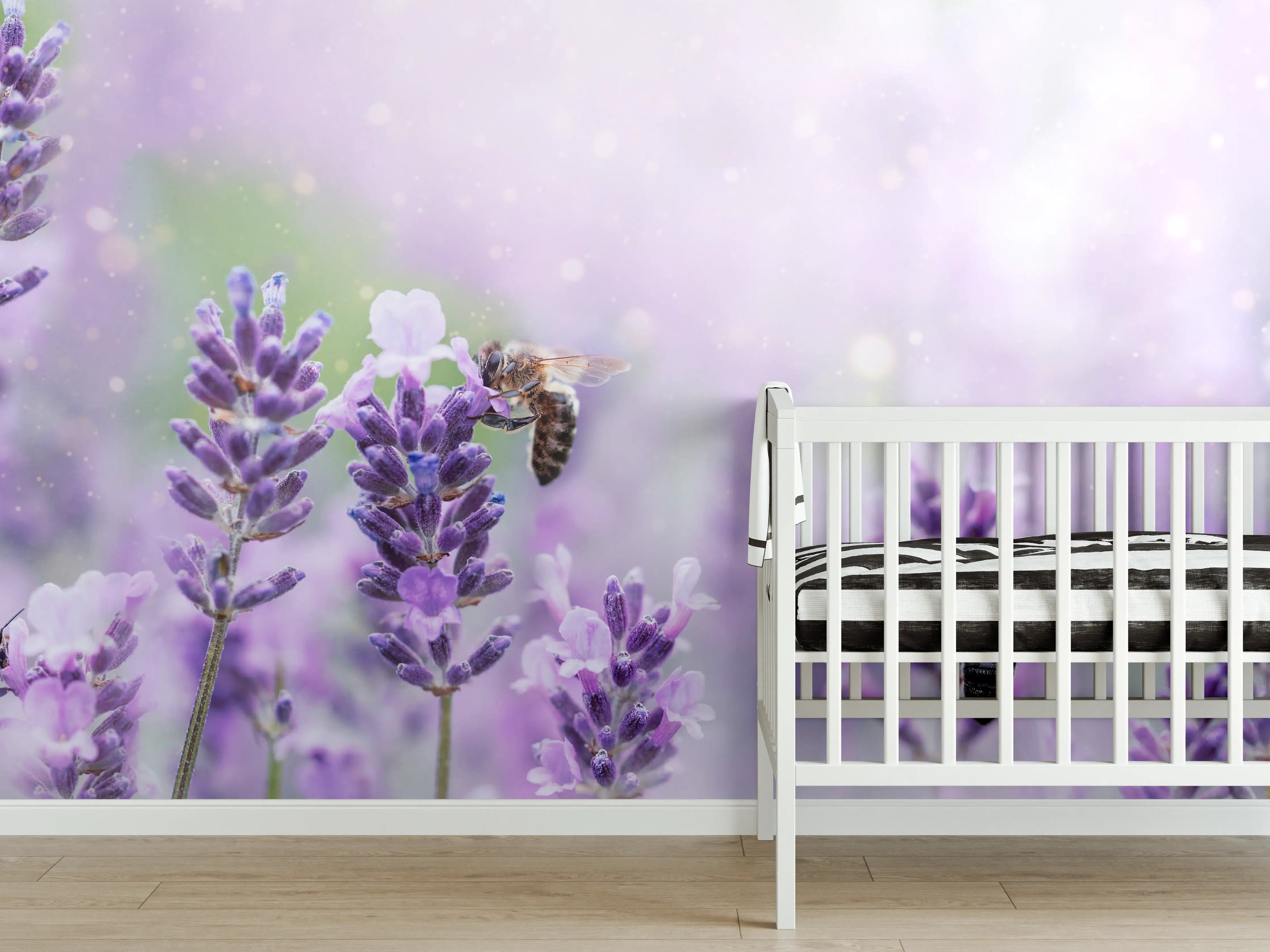 Babyzimmer Wandgestaltung - Lavendelfeld mit Bienen
