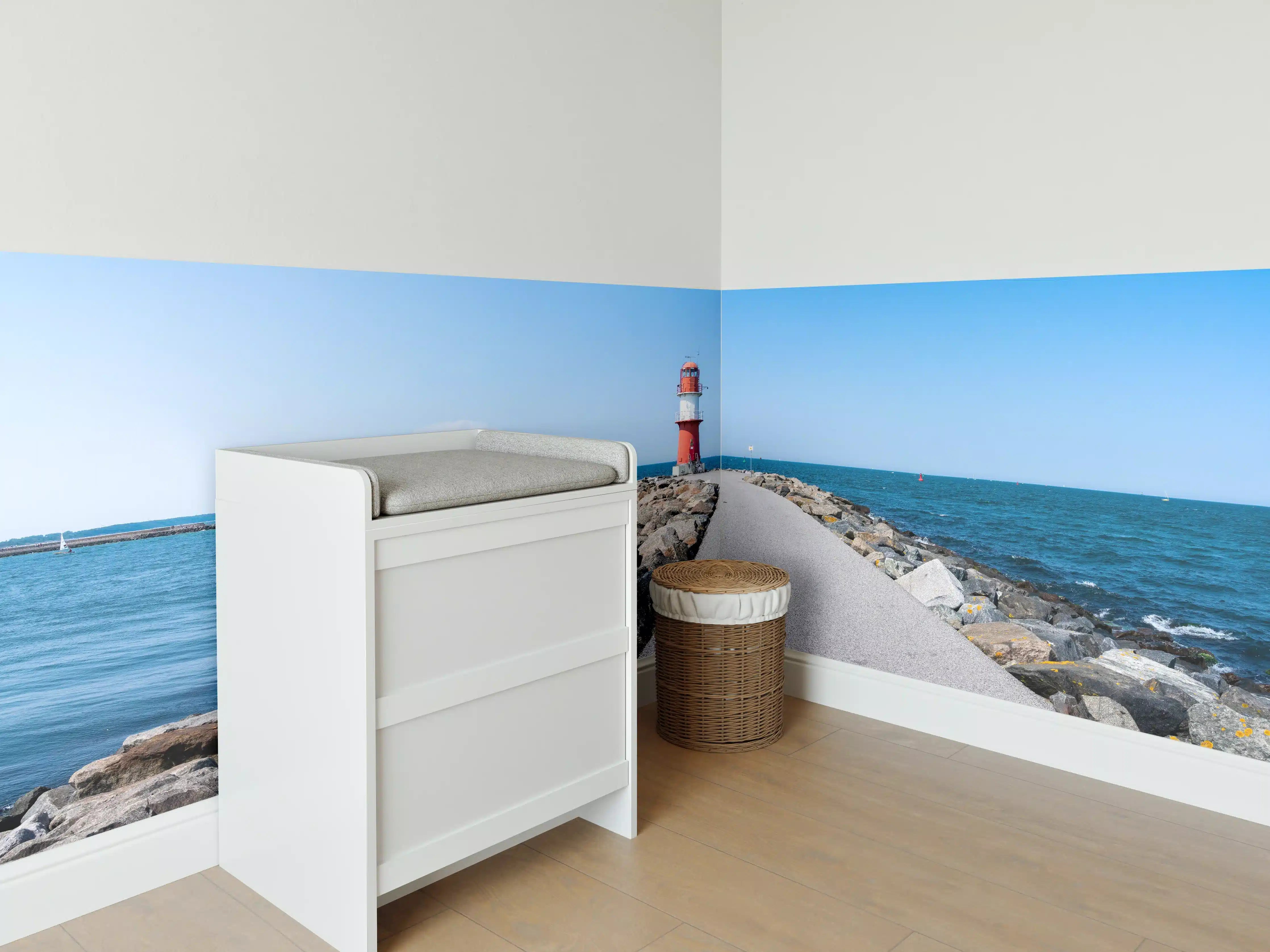 Babyzimmer Wandgestaltung - Leuchtturm am Meer