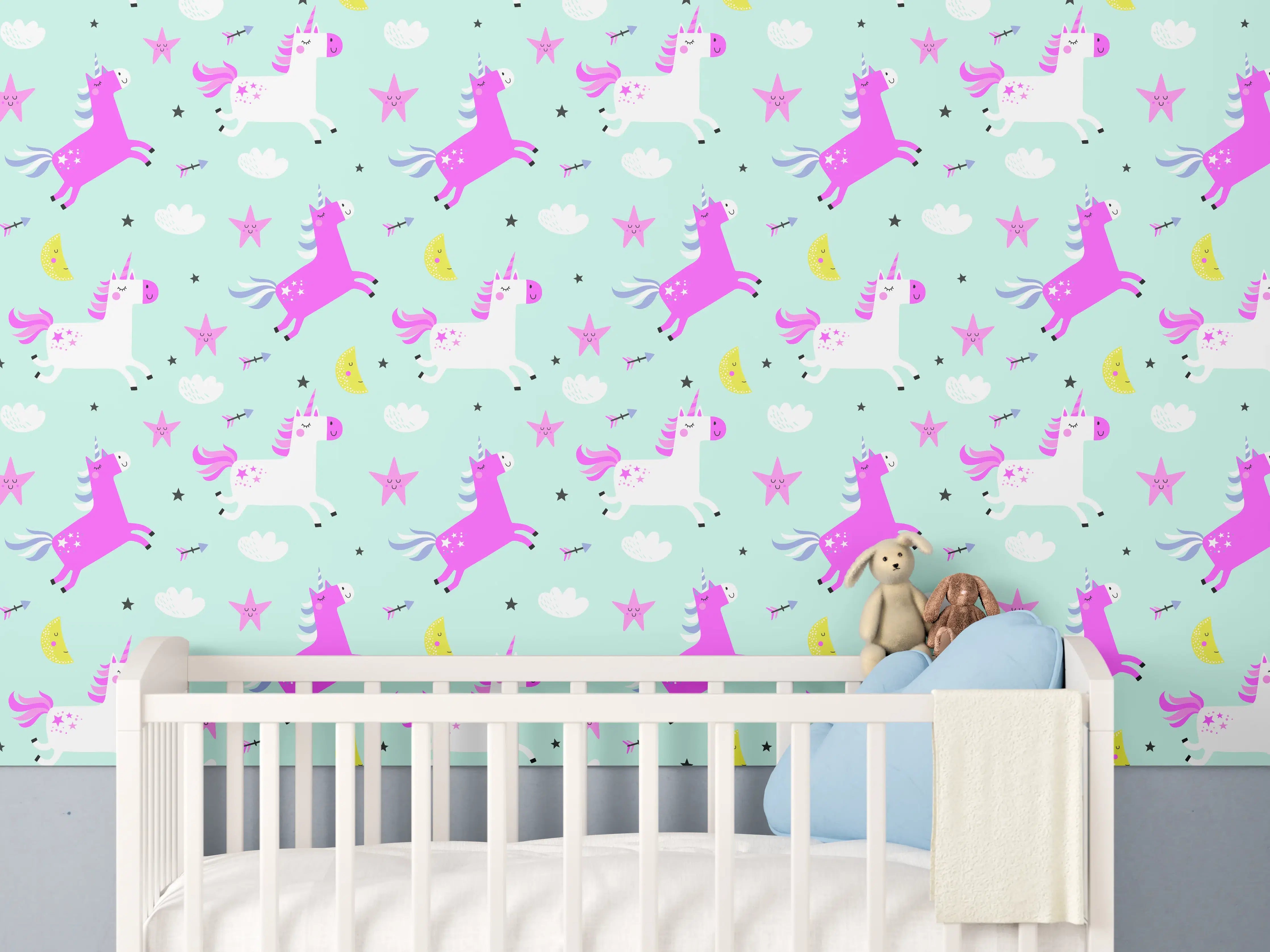Babyzimmer Wandgestaltung - Liebevolle Einhorn-Wolken-Kombination