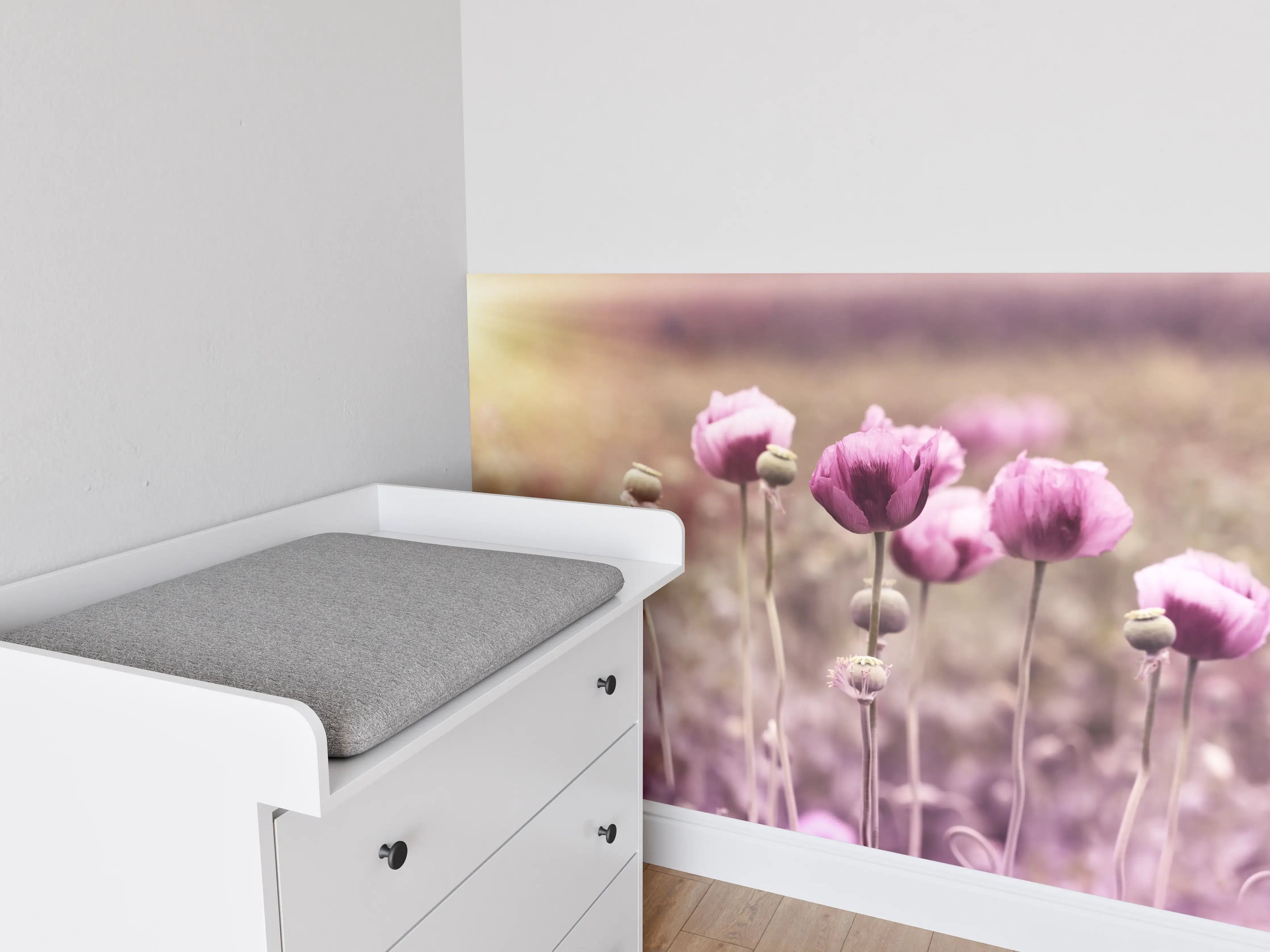 Babyzimmer Wandgestaltung - Lila Mohnblume