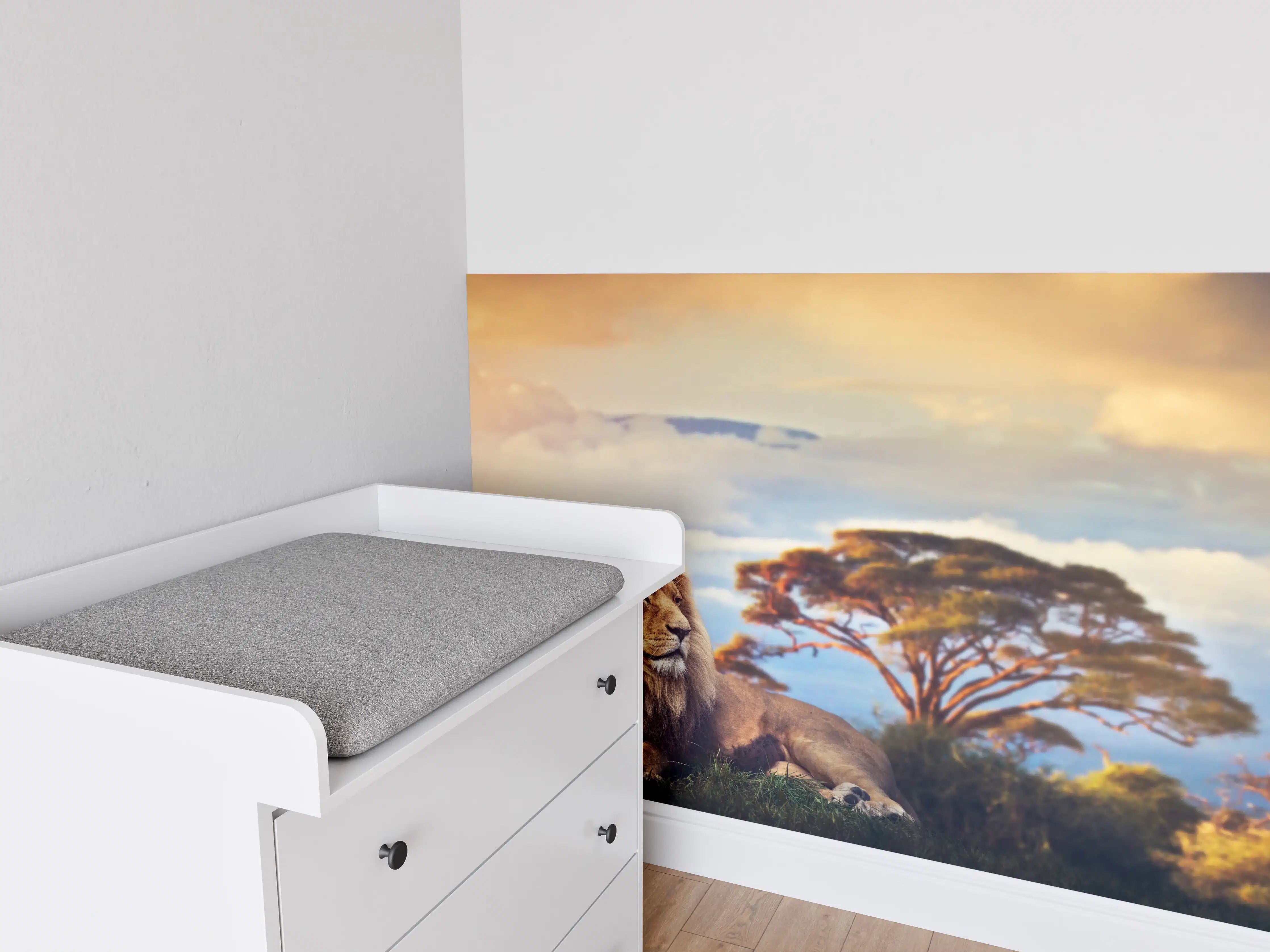 Babyzimmer Wandgestaltung - Löwe bei Sonnenuntergang