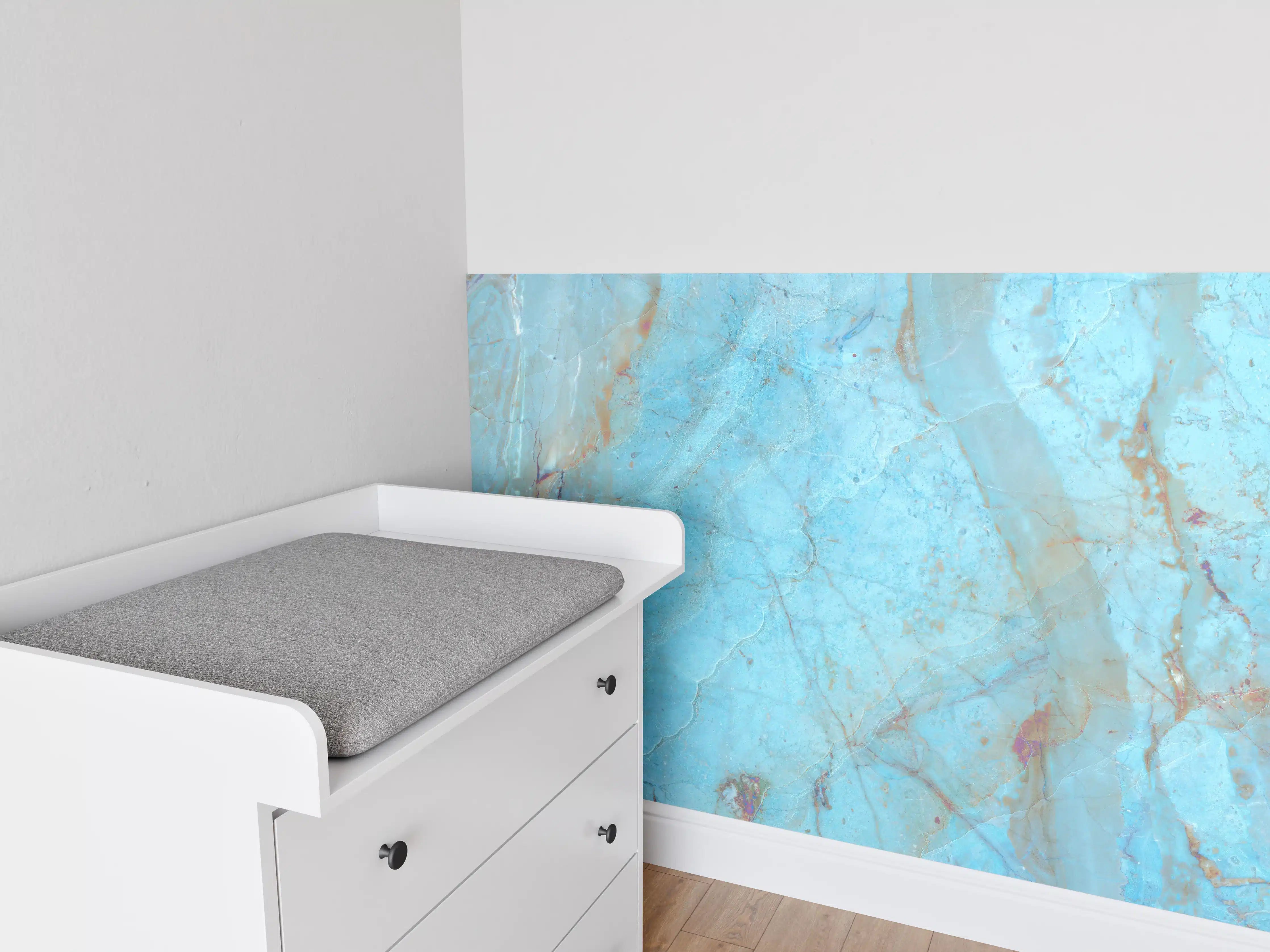 Babyzimmer Wandgestaltung - Luxuriöser Onyxmarmor in Aqua Tone