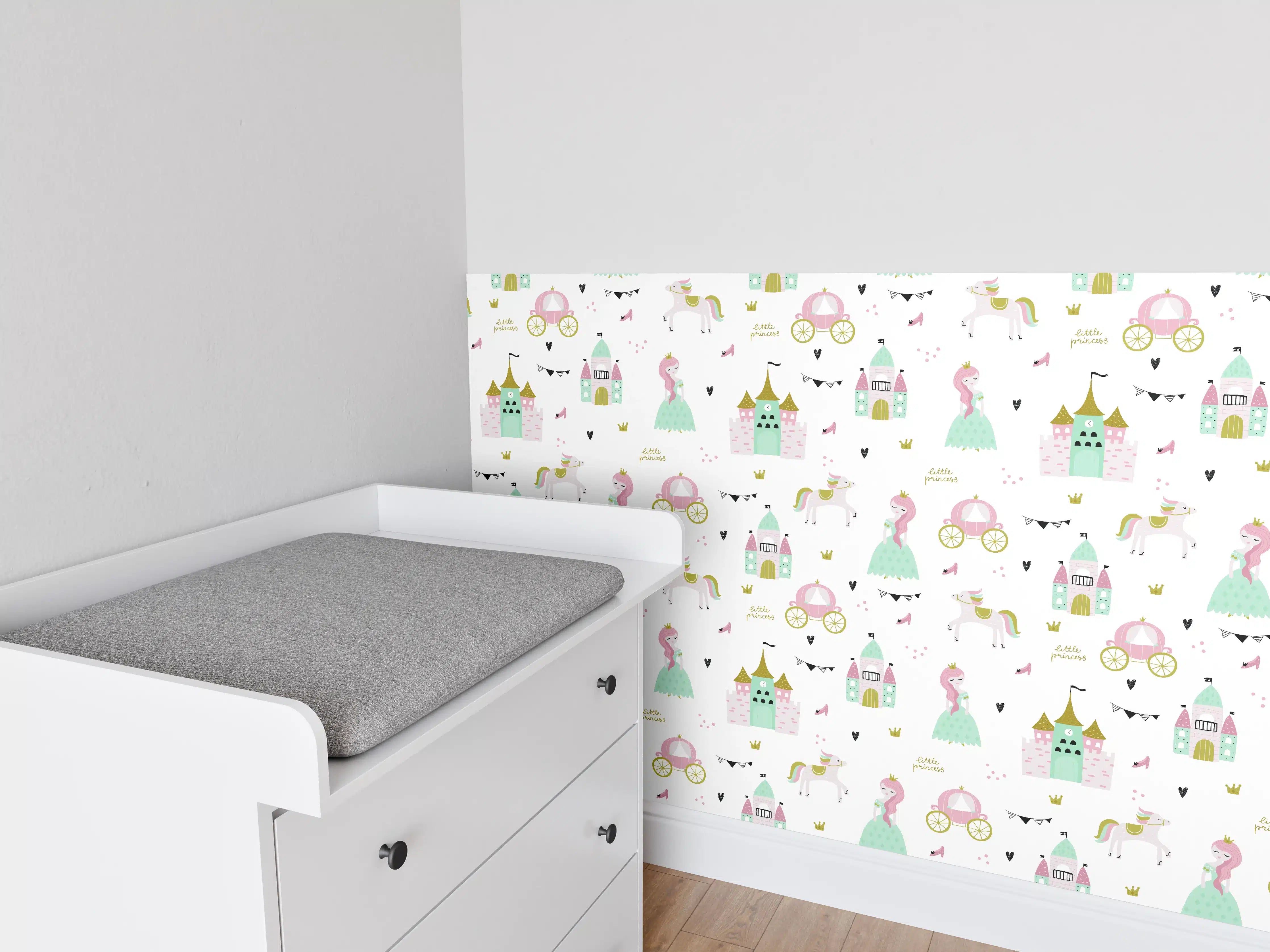 Babyzimmer Wandgestaltung - Märchenhaftes Babyzimmer mit Prinzessinnen- und Schloss-Design