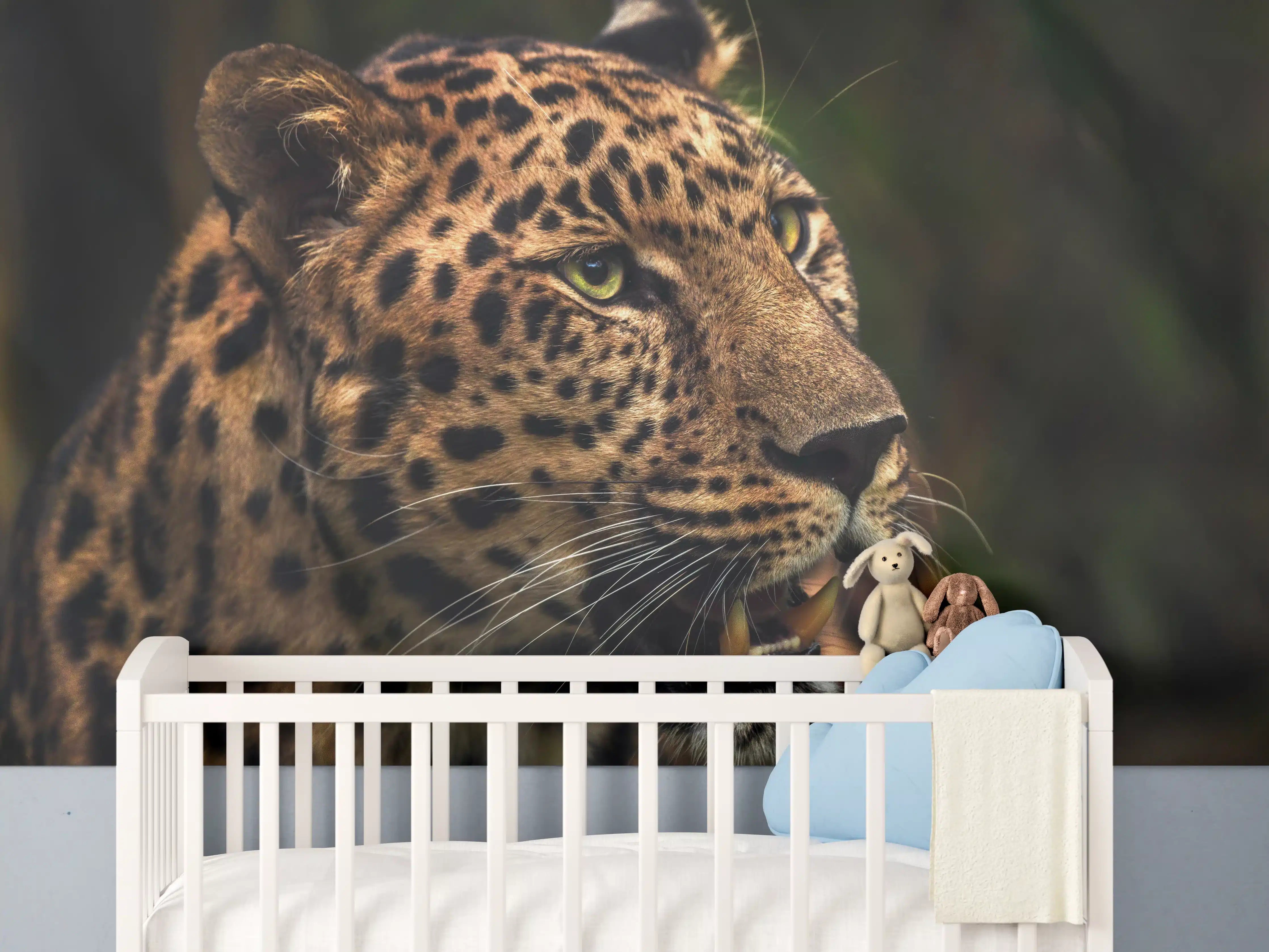 Babyzimmer Wandgestaltung - Majestätischer Amur-Leopard