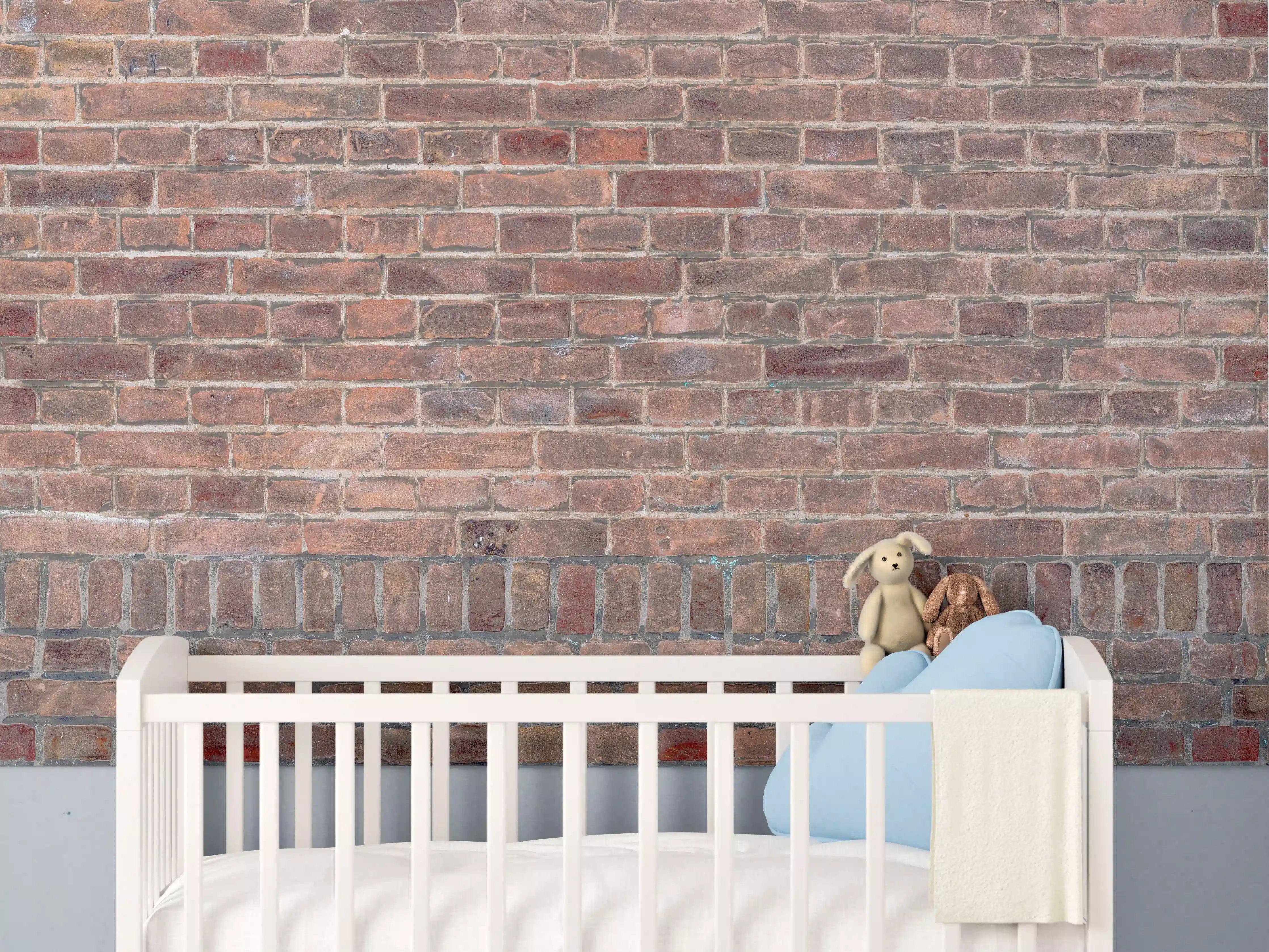 Babyzimmer Wandgestaltung - Mauerstruktur aus alten braunen Ziegeln