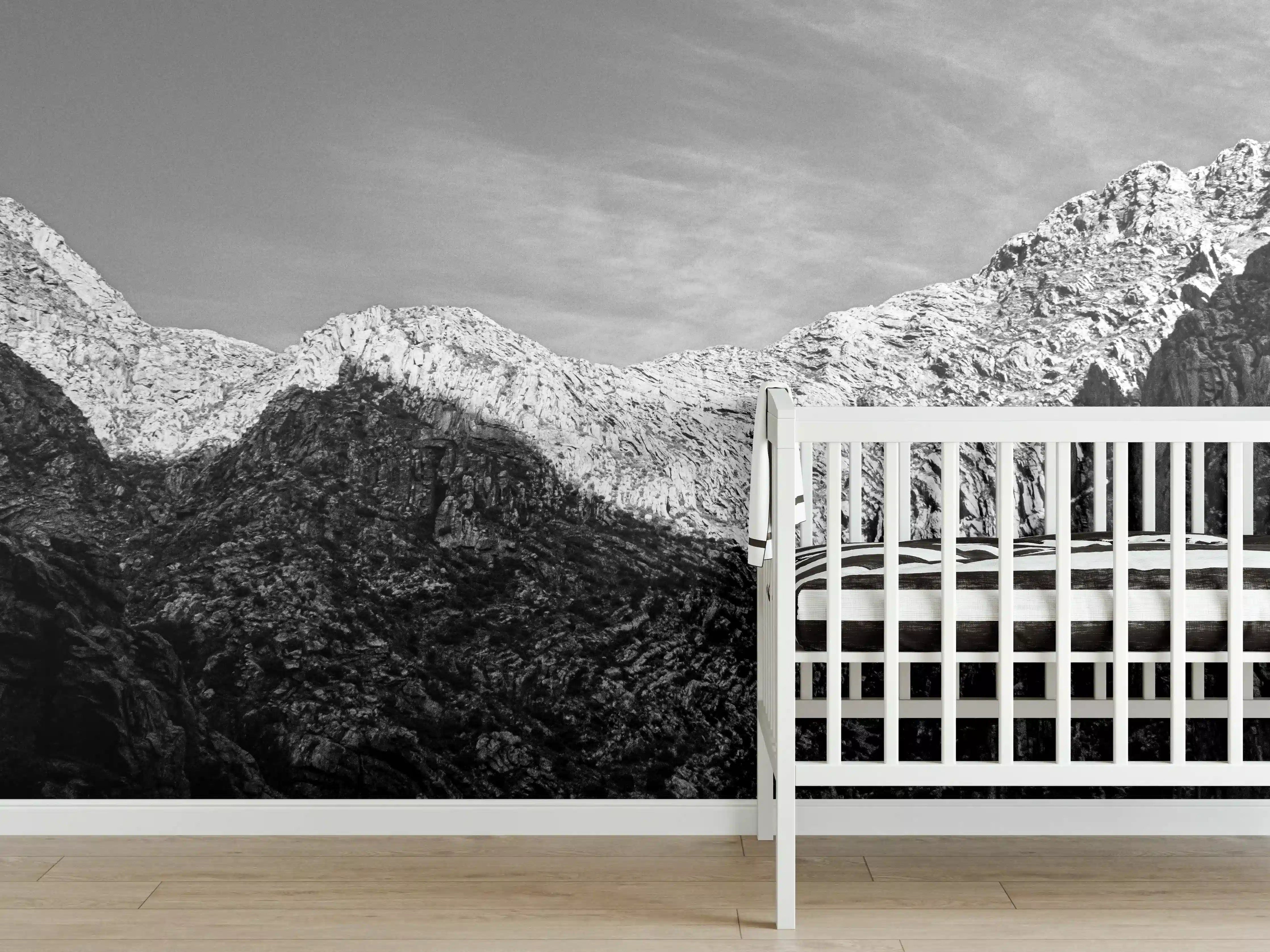 Babyzimmer Wandgestaltung - Minimal Schwarz-Weiß Gebirge