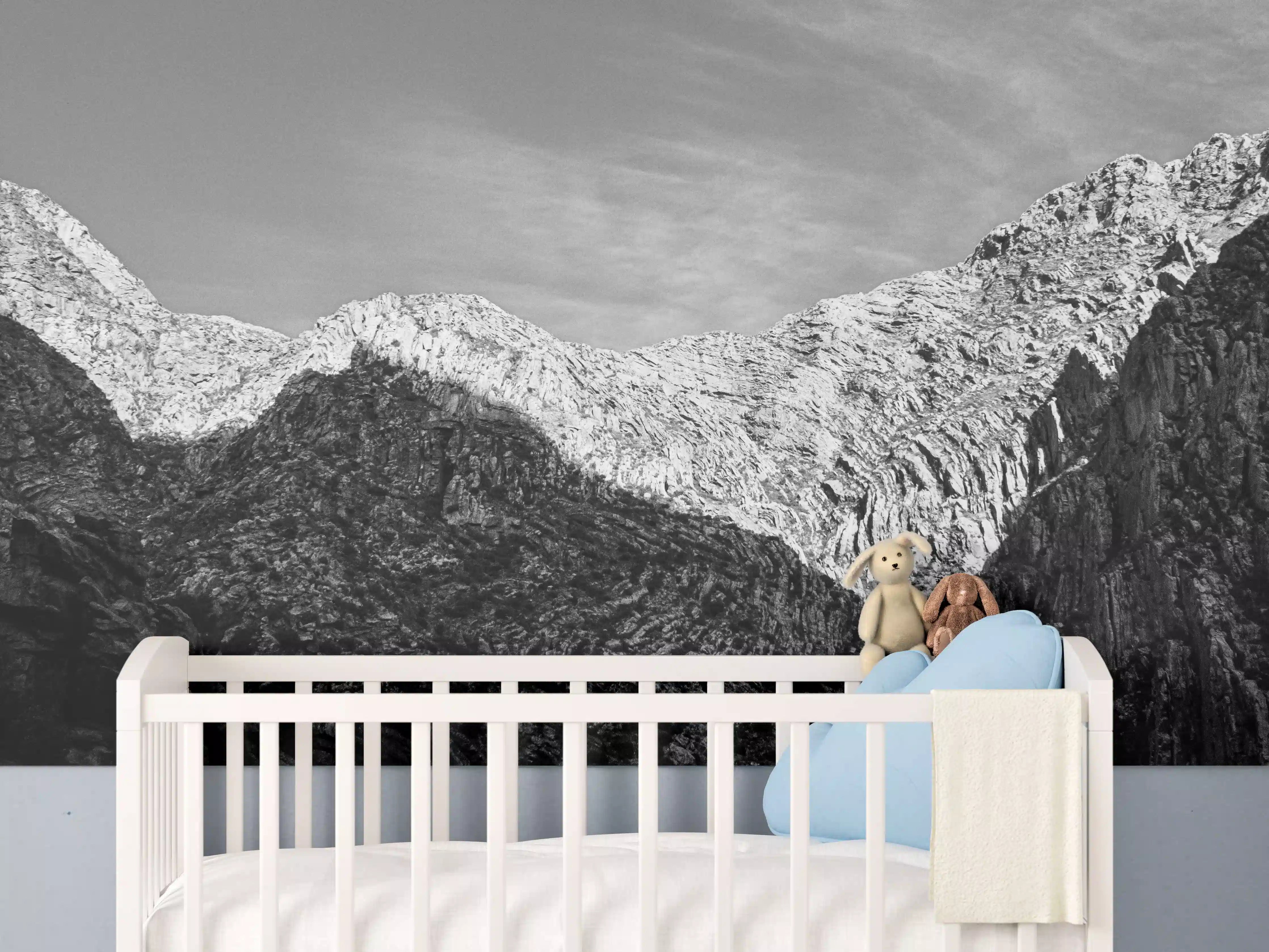 Babyzimmer Wandgestaltung - Minimal Schwarz-Weiß Gebirge