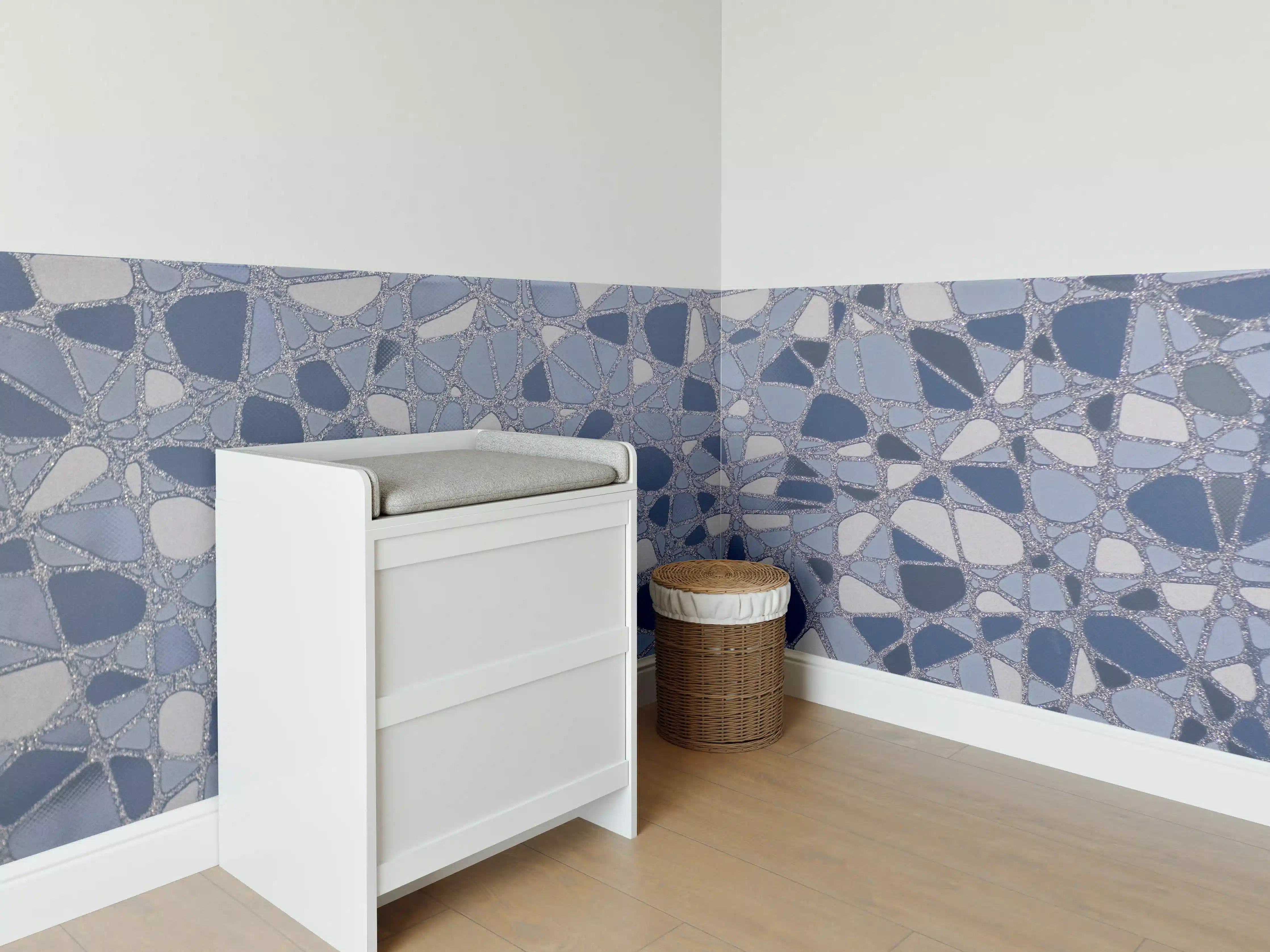 Babyzimmer Wandgestaltung - Moderne Betonstruktur in Blau und Grau