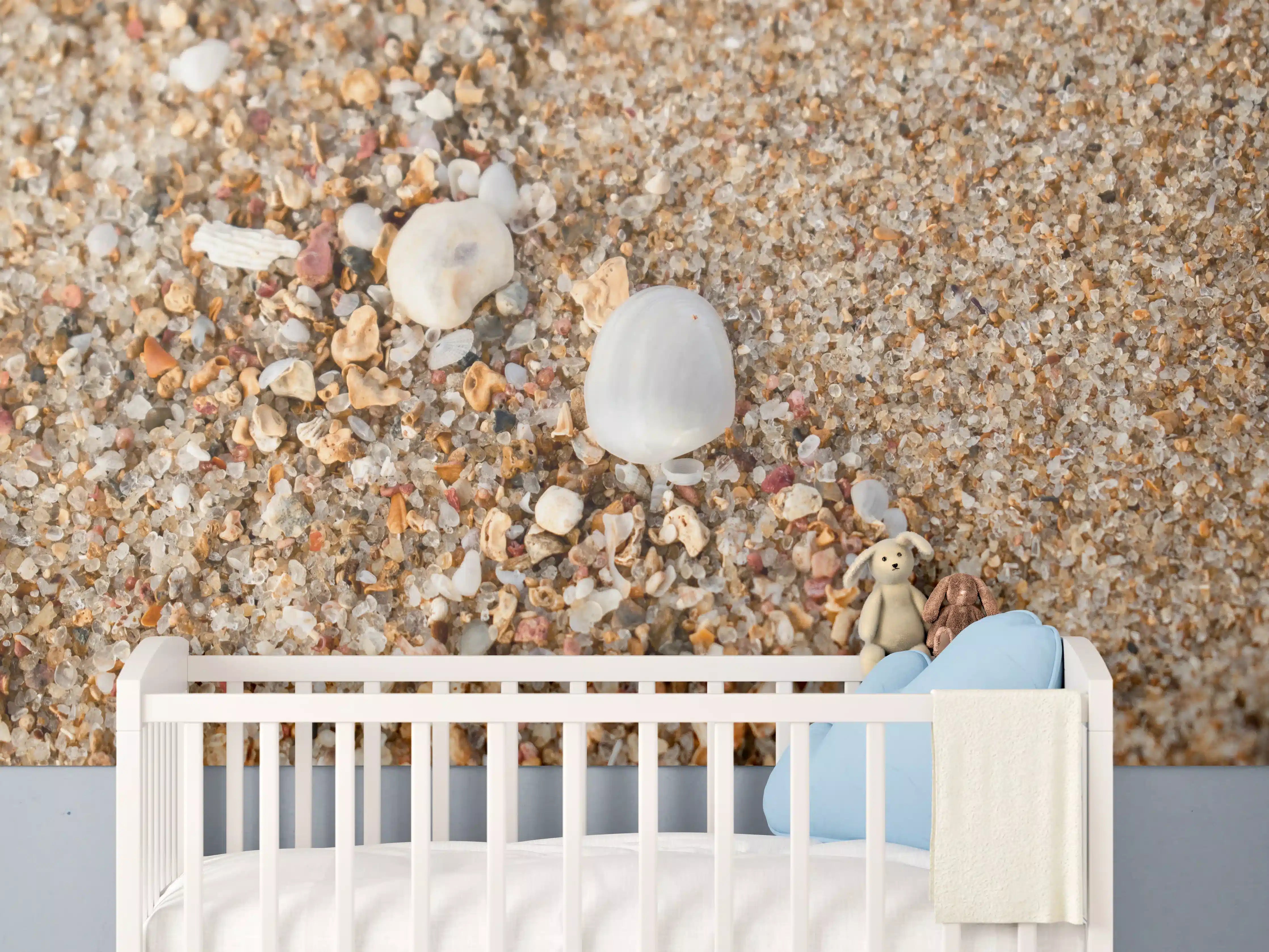 Babyzimmer Wandgestaltung - Muscheln im Strandsand. Shell