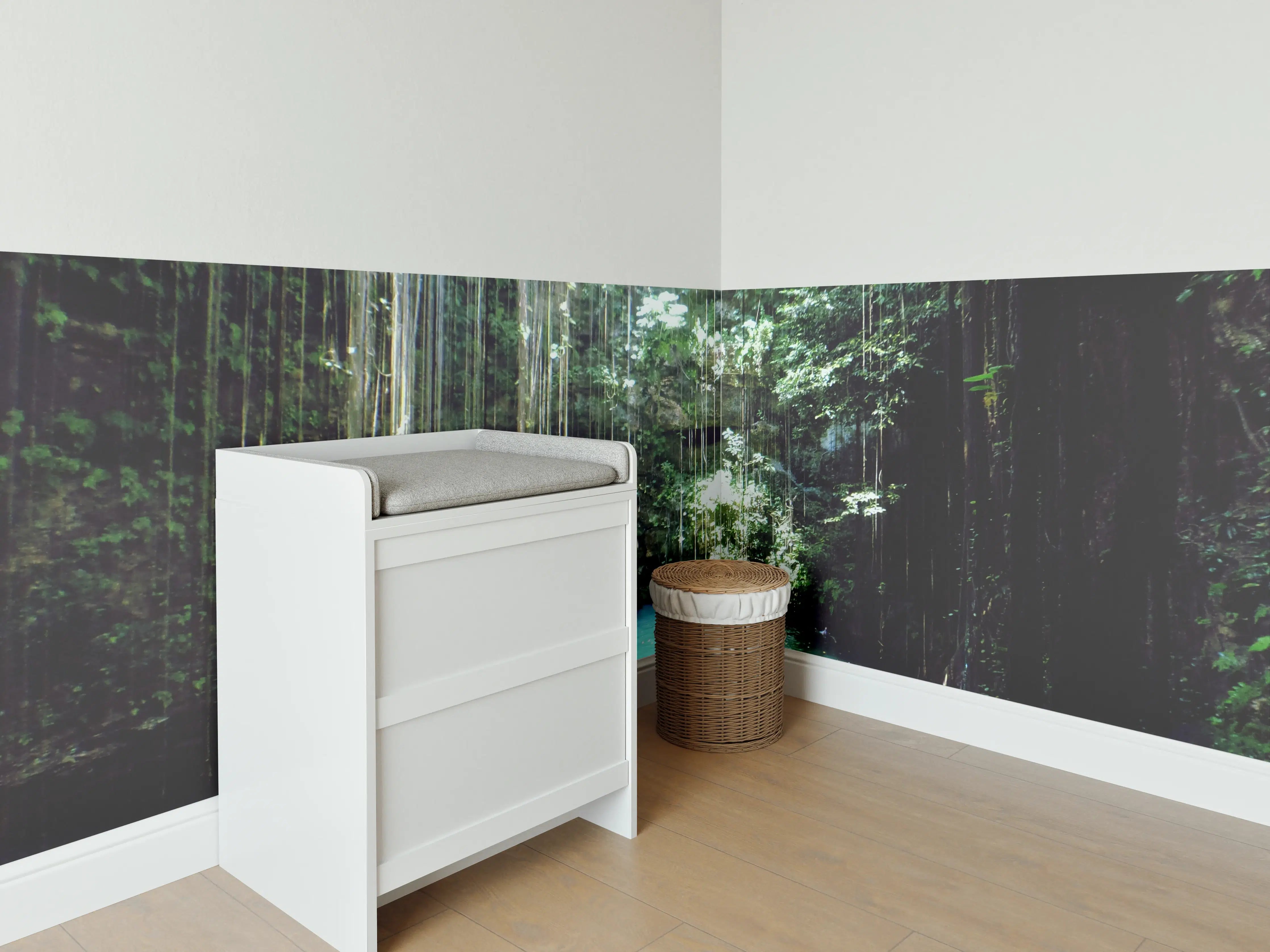 Babyzimmer Wandgestaltung - Mystischer Wasserfall in tropischer Natur