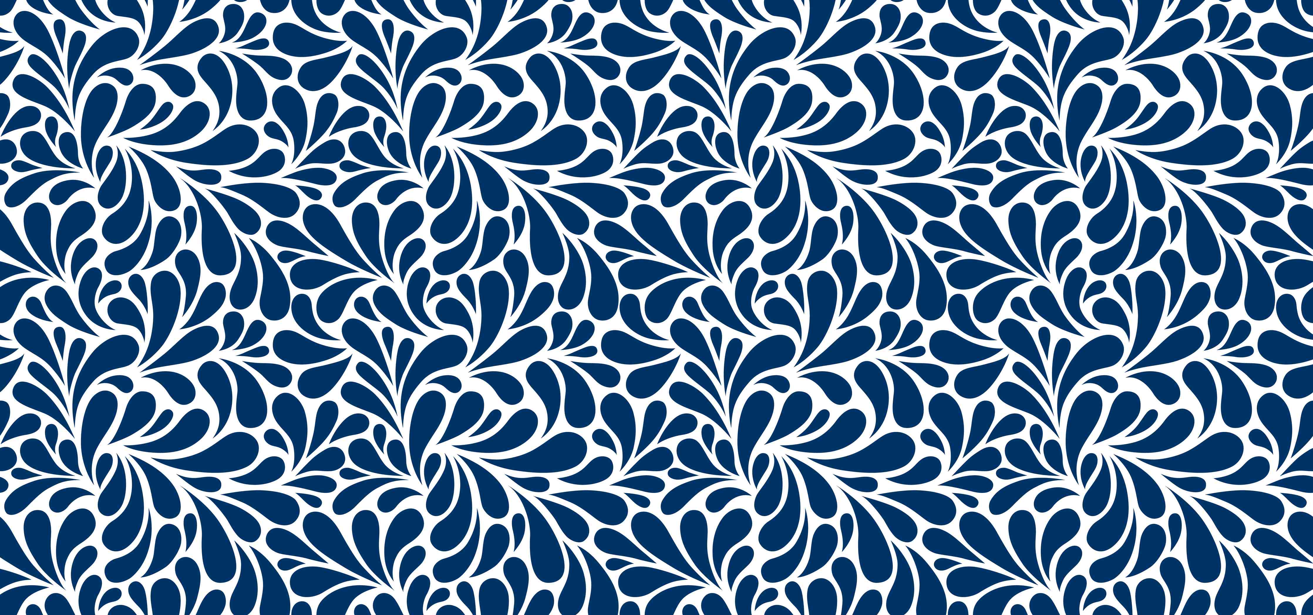 Babyzimmer Wandgestaltung-Nachtblaue Blumenmuster-Decke