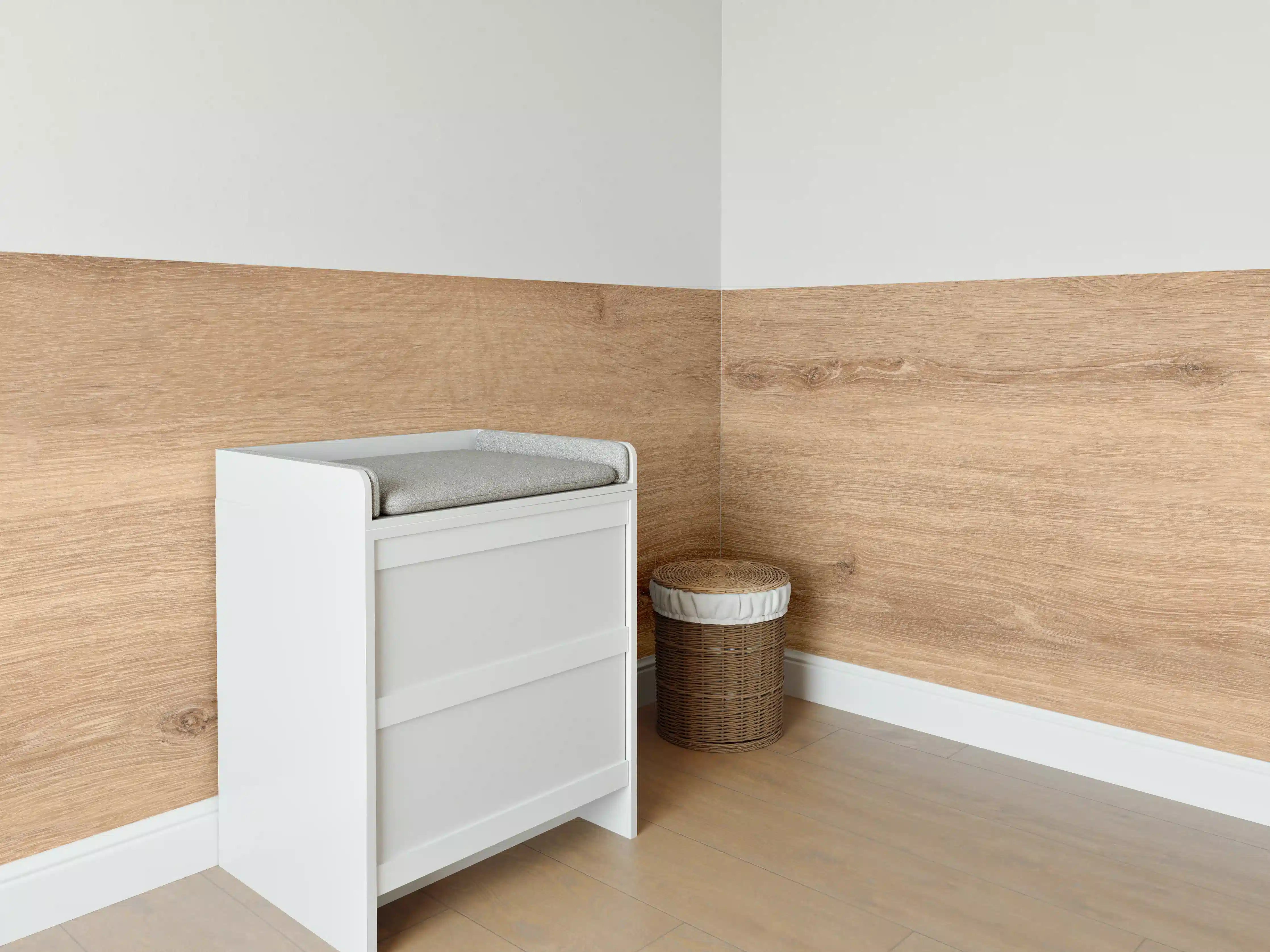 Babyzimmer Wandgestaltung - Natürliche Bambusholz Planke