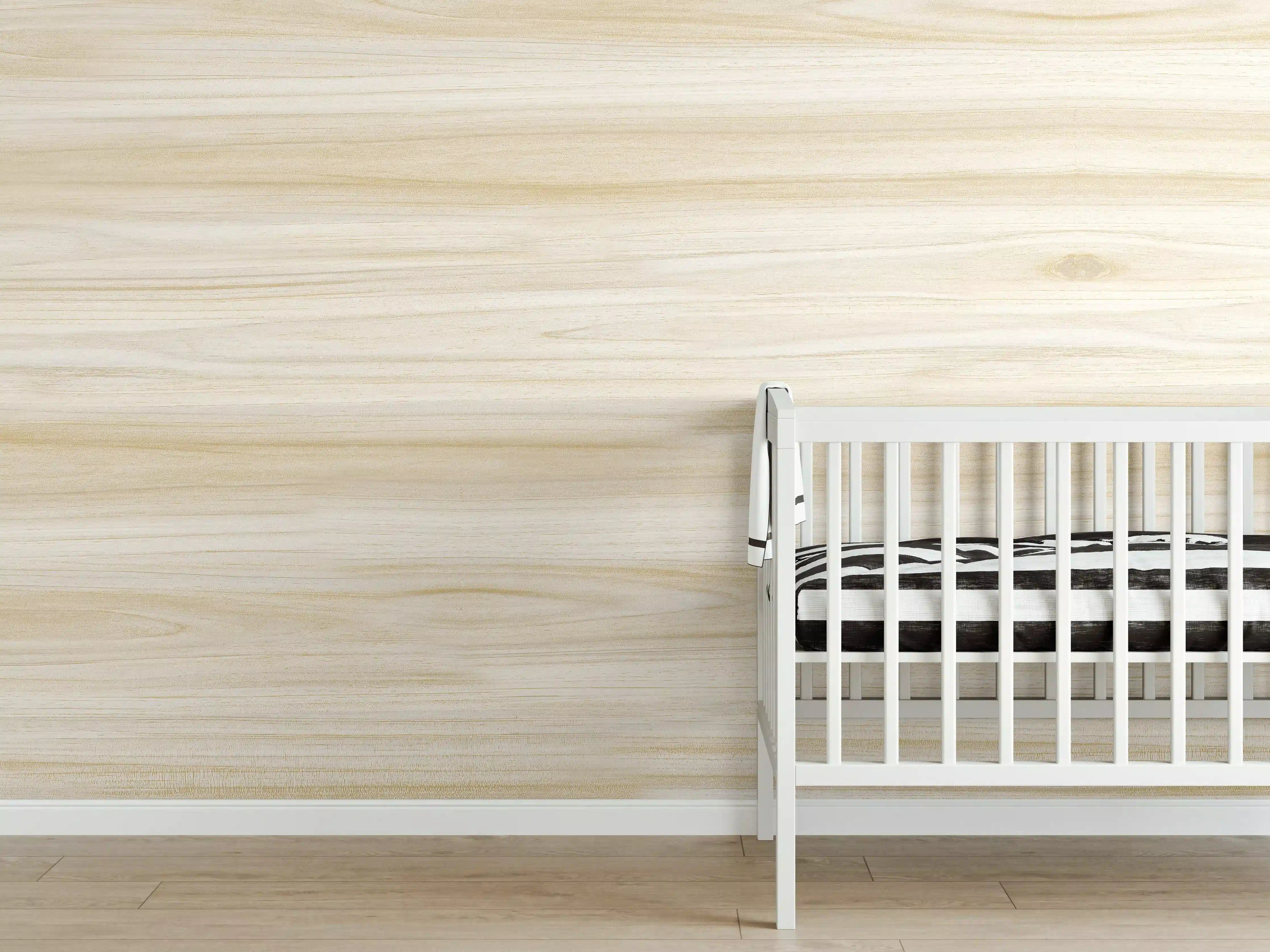 Babyzimmer Wandgestaltung - Natürliche Holztextur