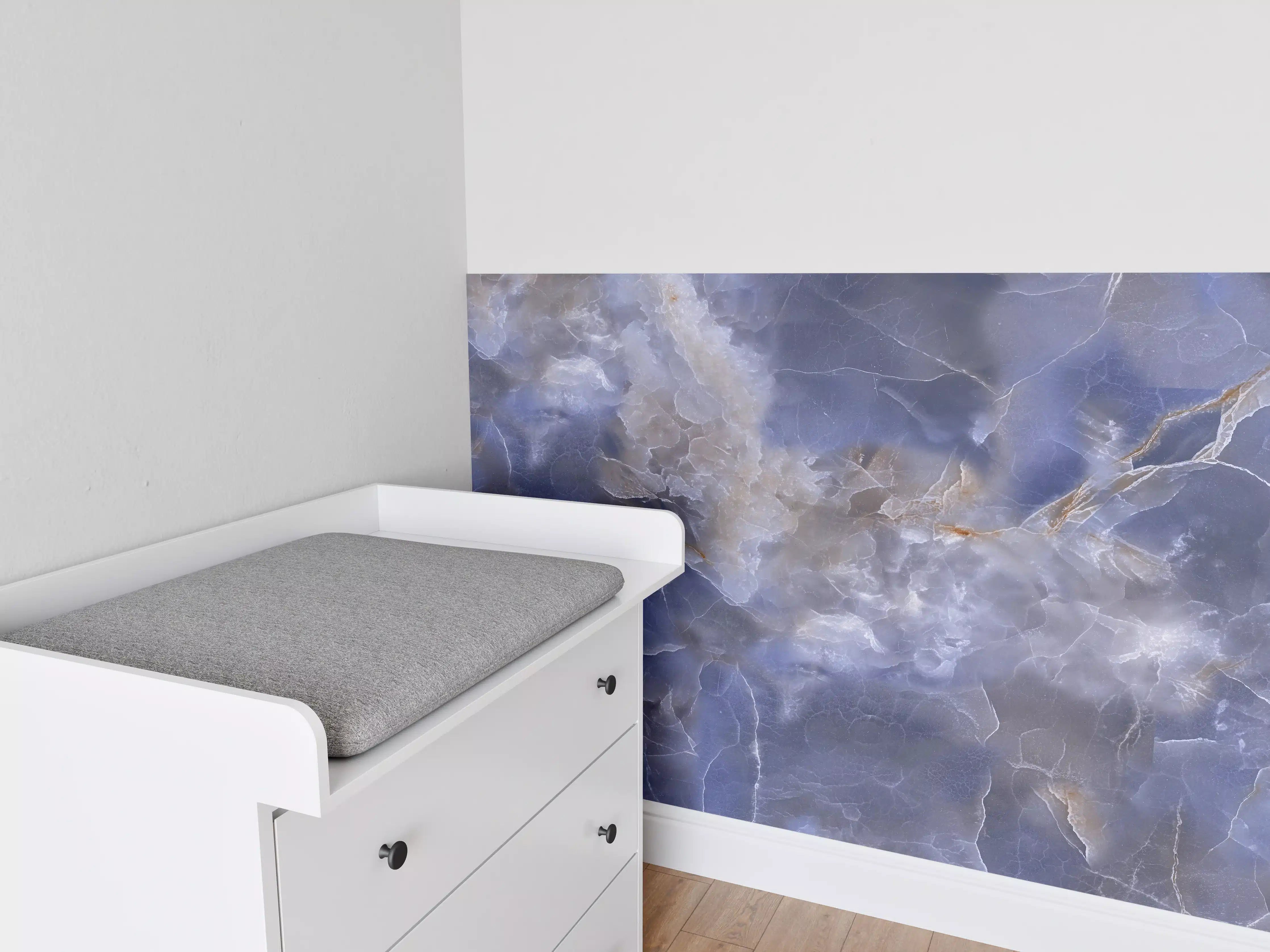 Babyzimmer Wandgestaltung - Natürlicher Onyx-Marmor