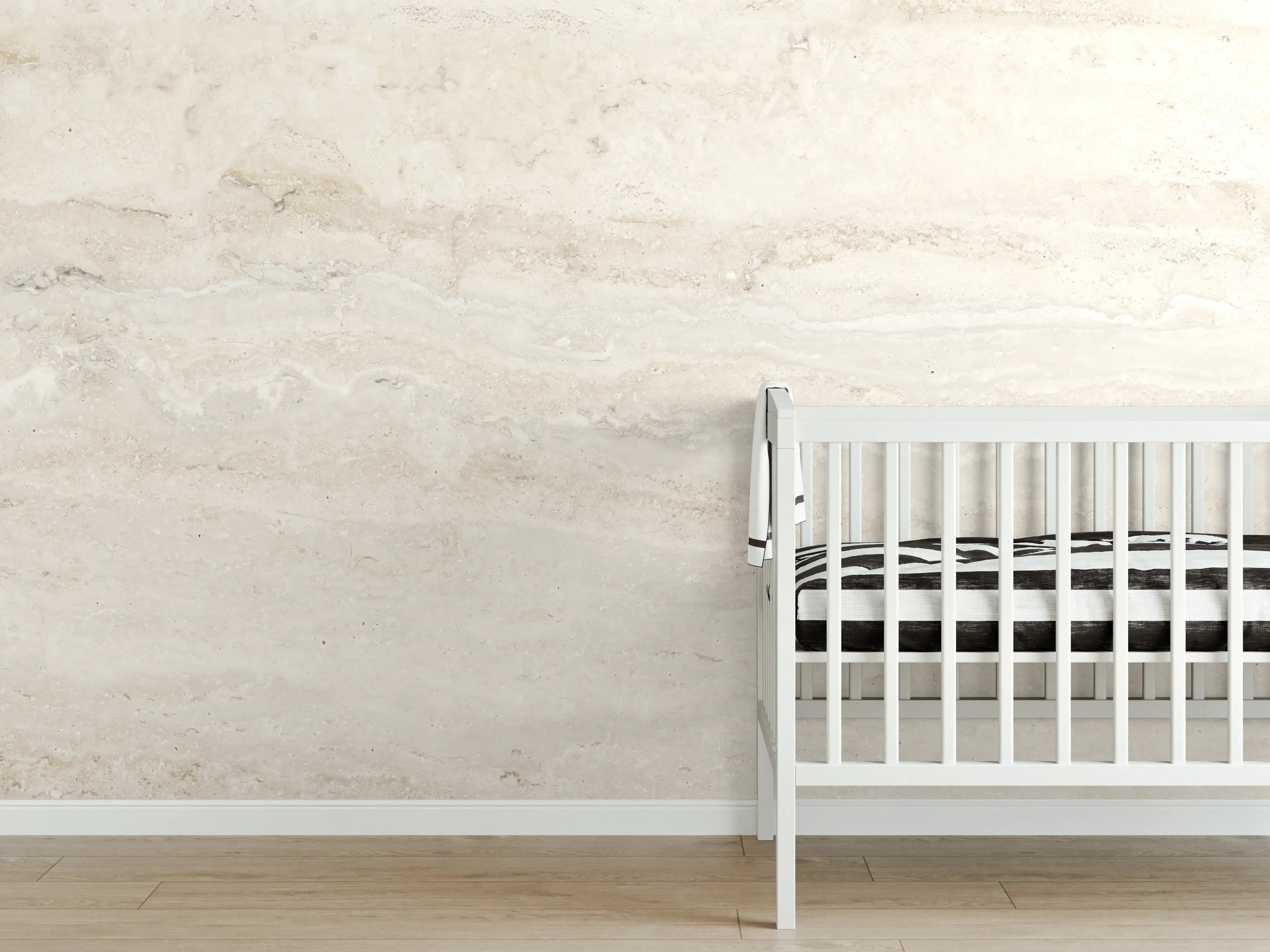 Babyzimmer Wandgestaltung - Natürlicher Travertin-Stein