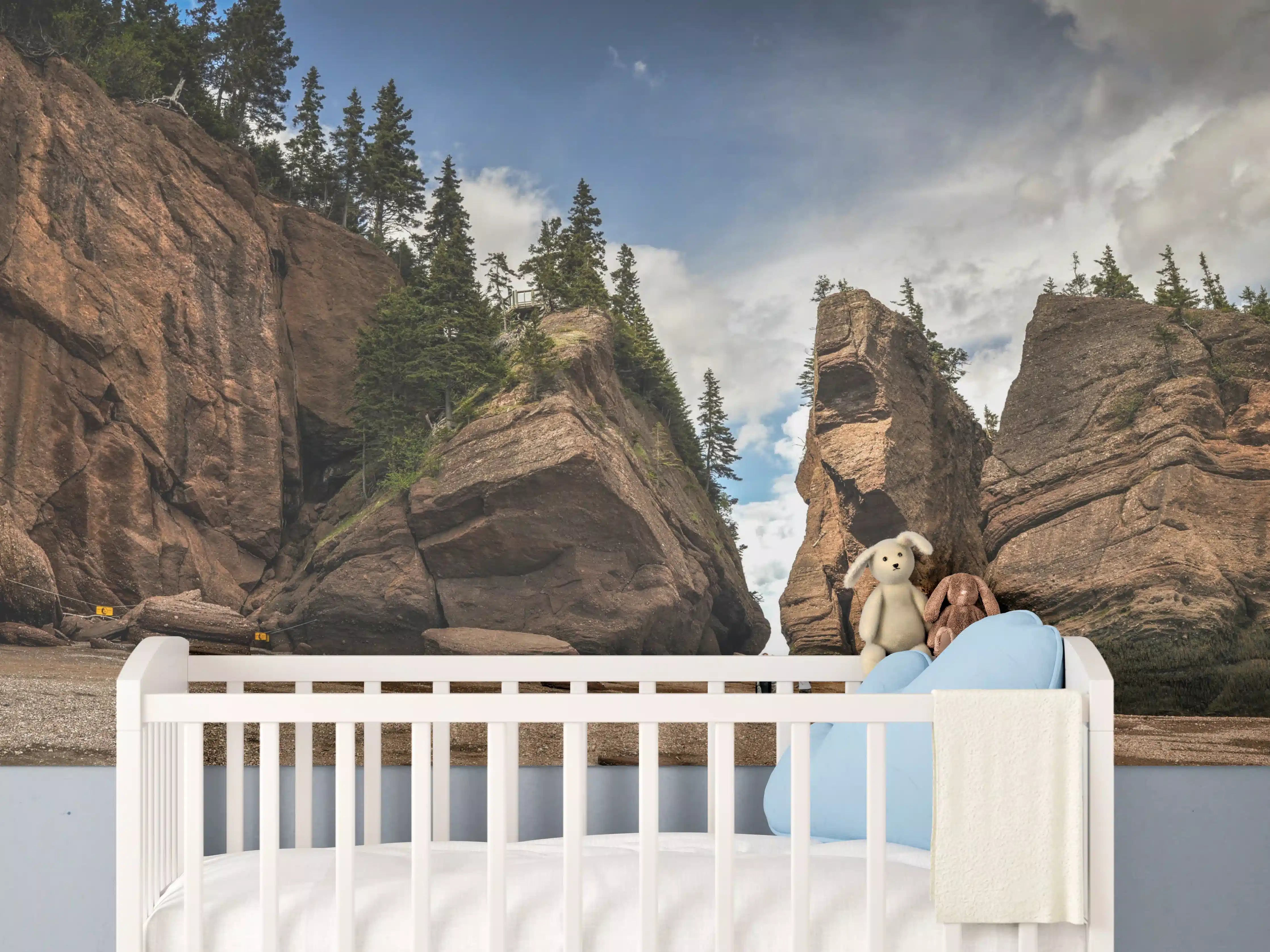 Babyzimmer Wandgestaltung - Naturbucht mit Felsen und Himmel