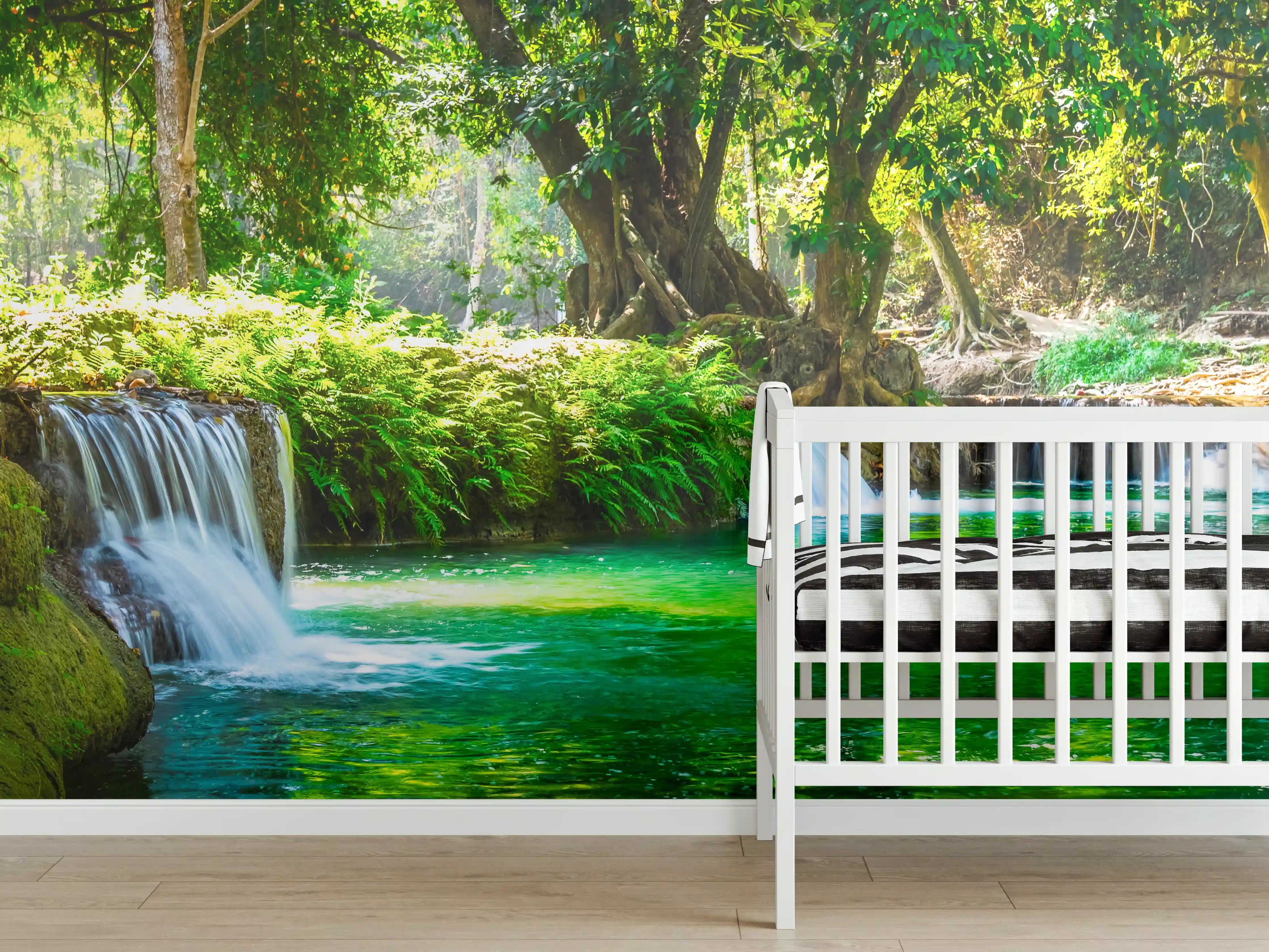 Babyzimmer Wandgestaltung - Naturerlebnis am Wasserfall im Grünen