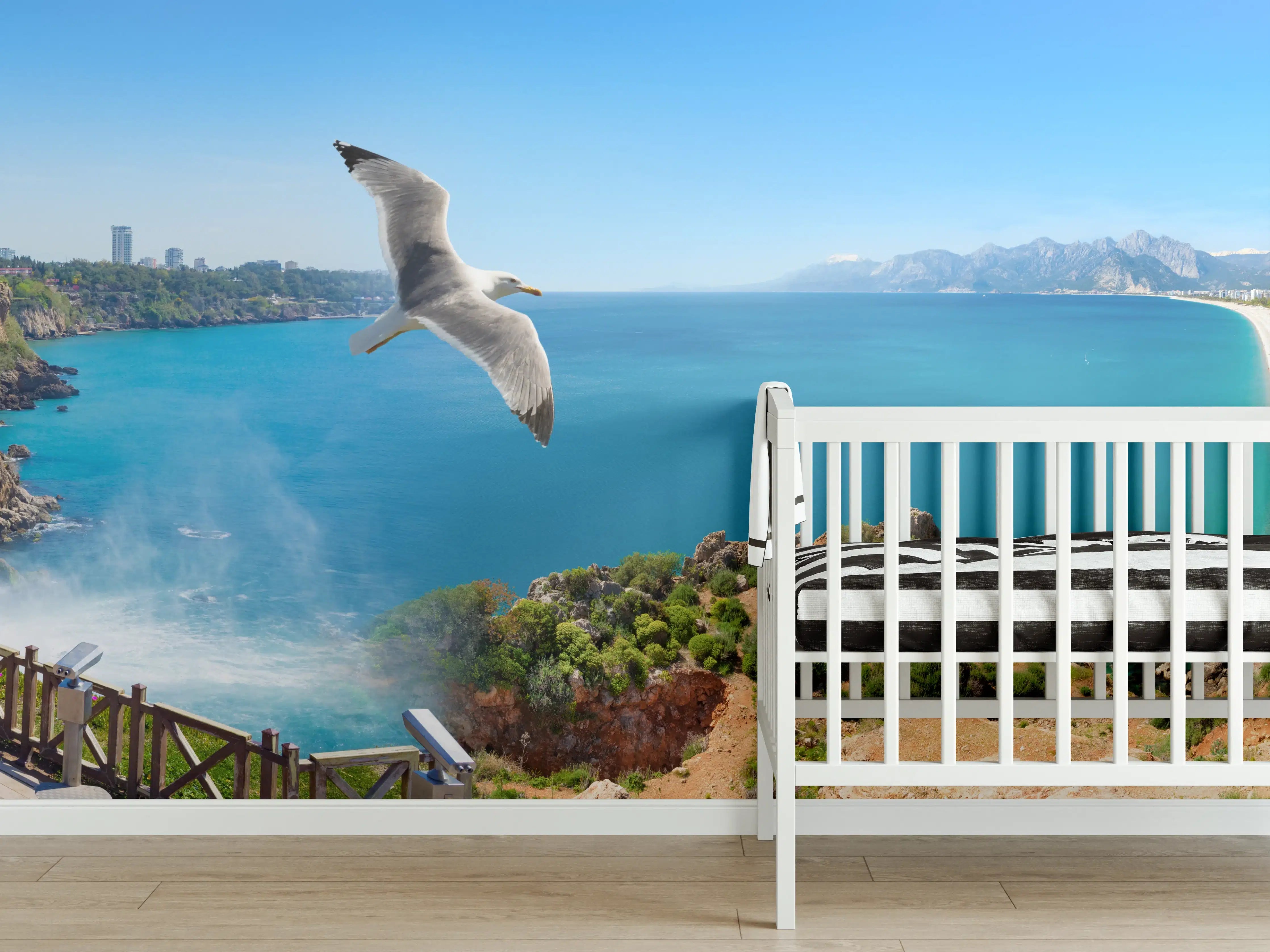 Babyzimmer Wandgestaltung - Naturpanorama mit Wasserfall und Meer